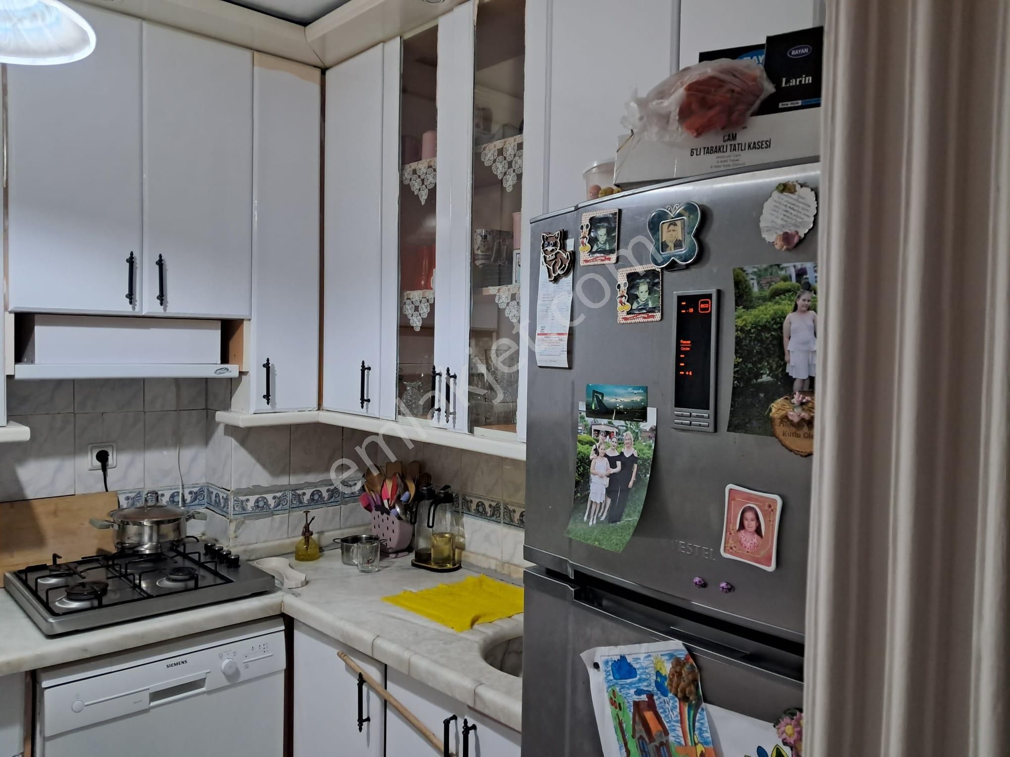 Satılık İzmir Karşıyaka Bahçelievler Cevdet Bilsay Caddesi Üzerinde Yatırımlık Daire - Görsel 9