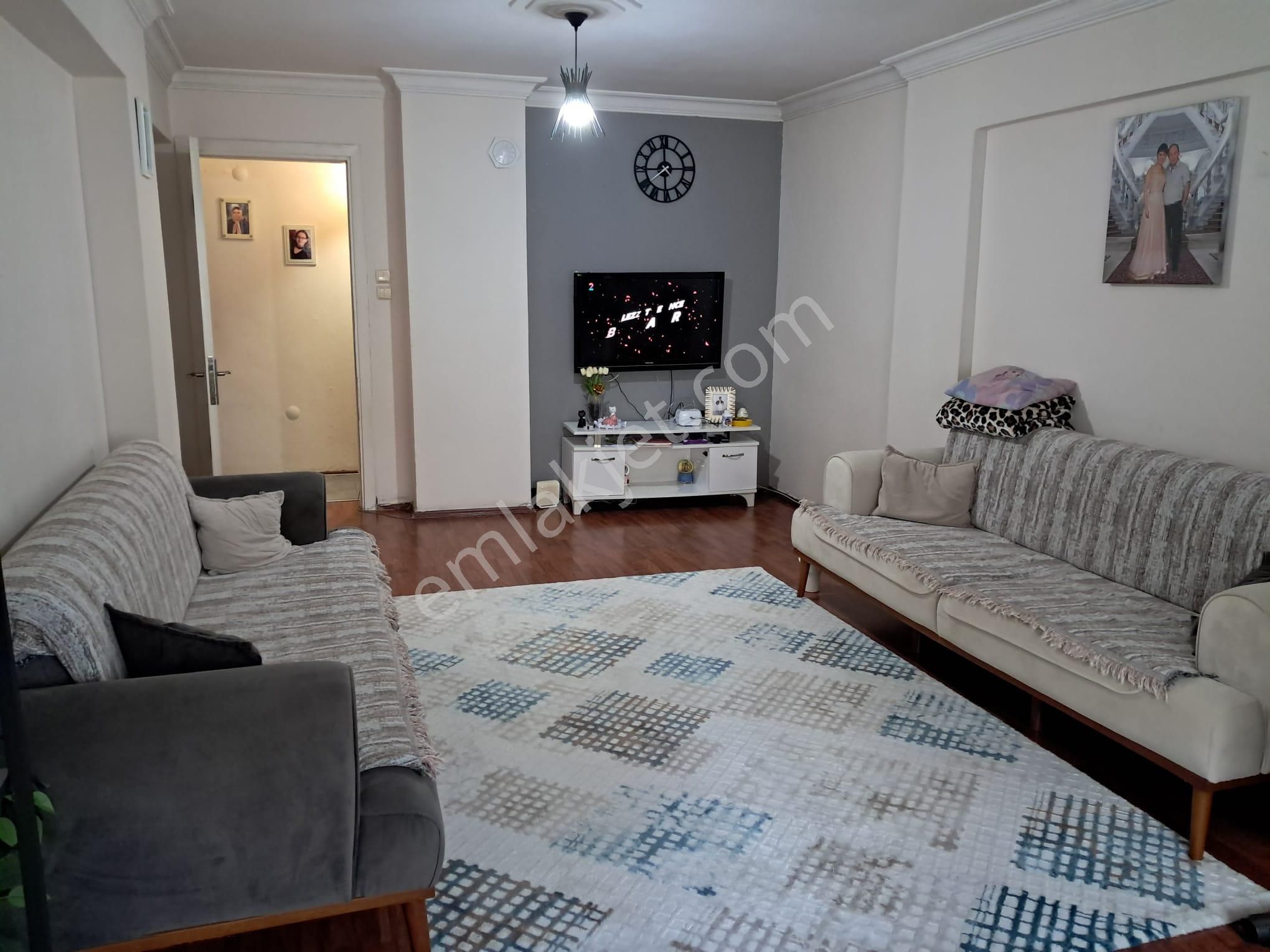 Satılık İzmir Karşıyaka Bahçelievler Cevdet Bilsay Caddesi Üzerinde Yatırımlık Daire - Görsel 11