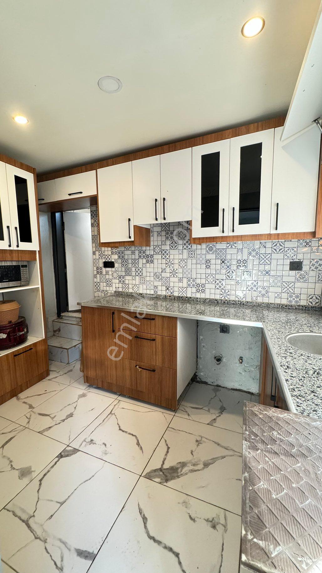 Beyaz Gayrimenkulden Satılık 5+2 Havuzlu Müstakil Ev - Görsel 27