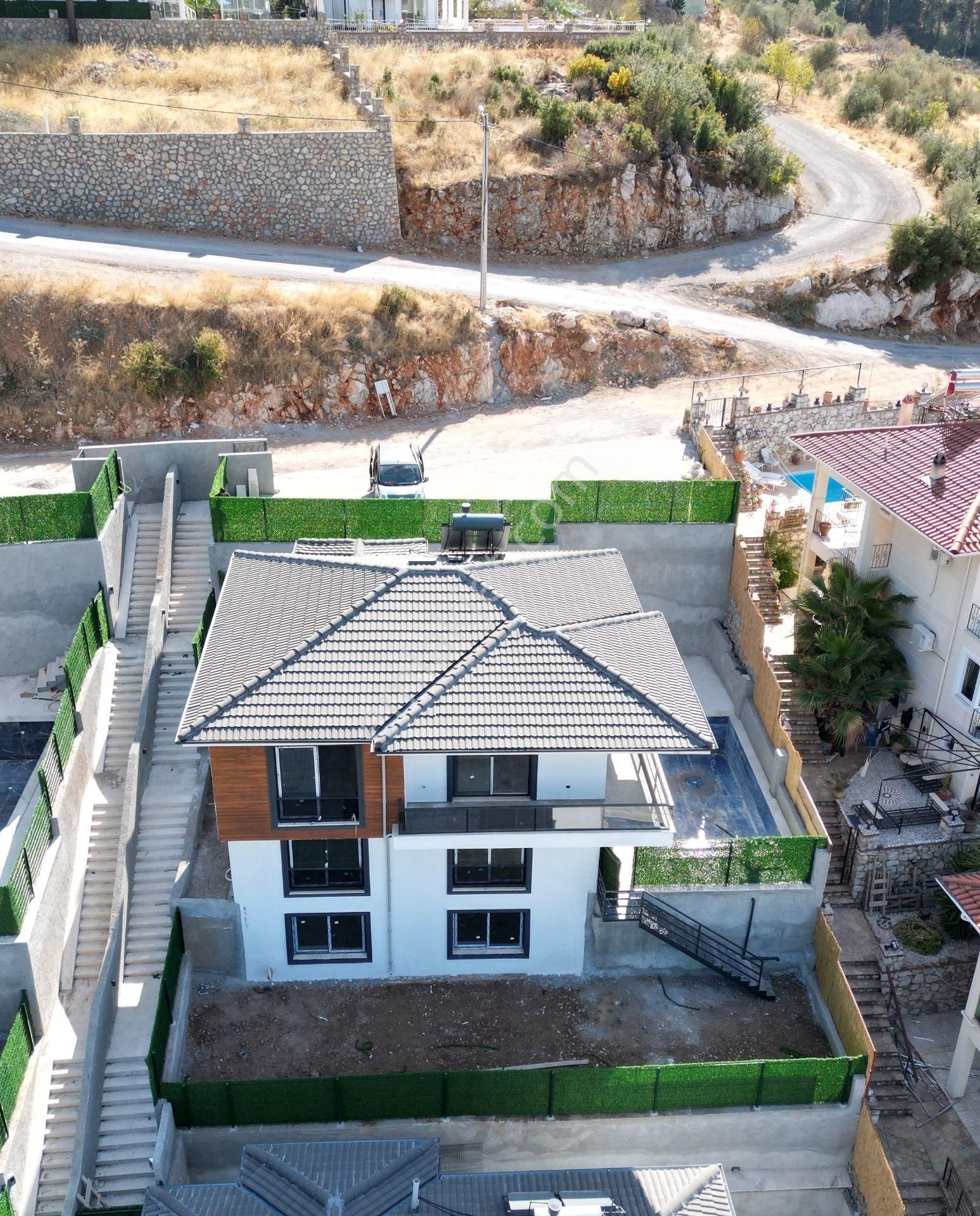 Fethiye Yeşilüzümlü Satılık Villa  GoldHouse dan Satılık Villa Müstakil Havuzlu 6+1