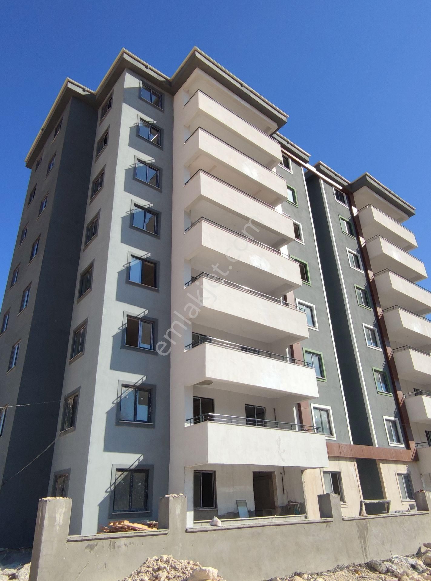 Şehitkamil Göktürk Satılık Daire ÇAKIR'DAN SATILIK 3+1 DAİRE GÖKTÜRK MH ANA CADDE ÜZERİ 