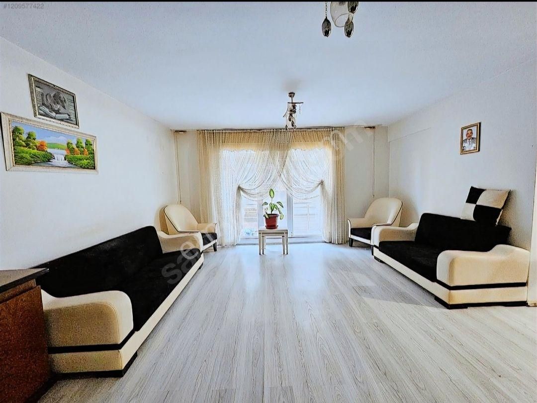 Bafra Büyükcami Satılık Daire SAHİBİNDEN SATILIK GENİŞ DAİRE