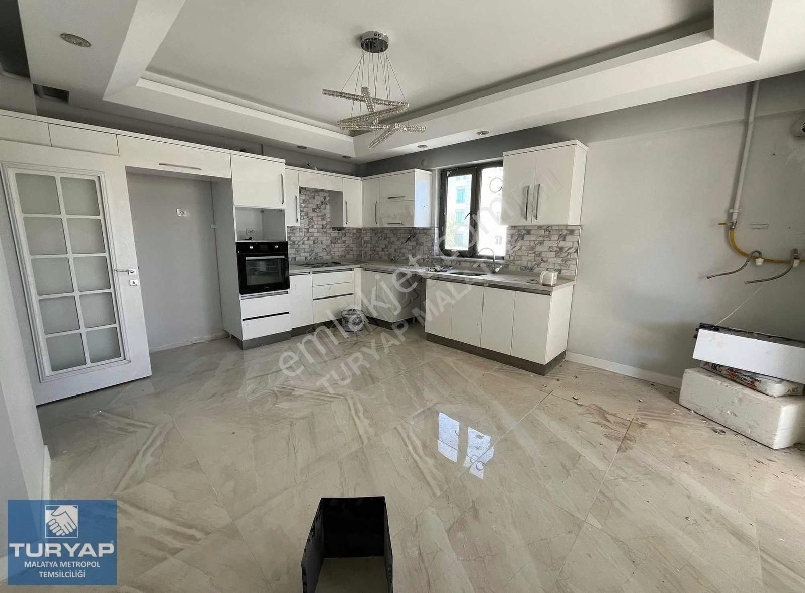 Yeşilyurt Bostanbaşı Kiralık Daire TURYAP METROPOL'DEN BOSTANBAŞIN'DA 3+1 KİRALIK DAİRE