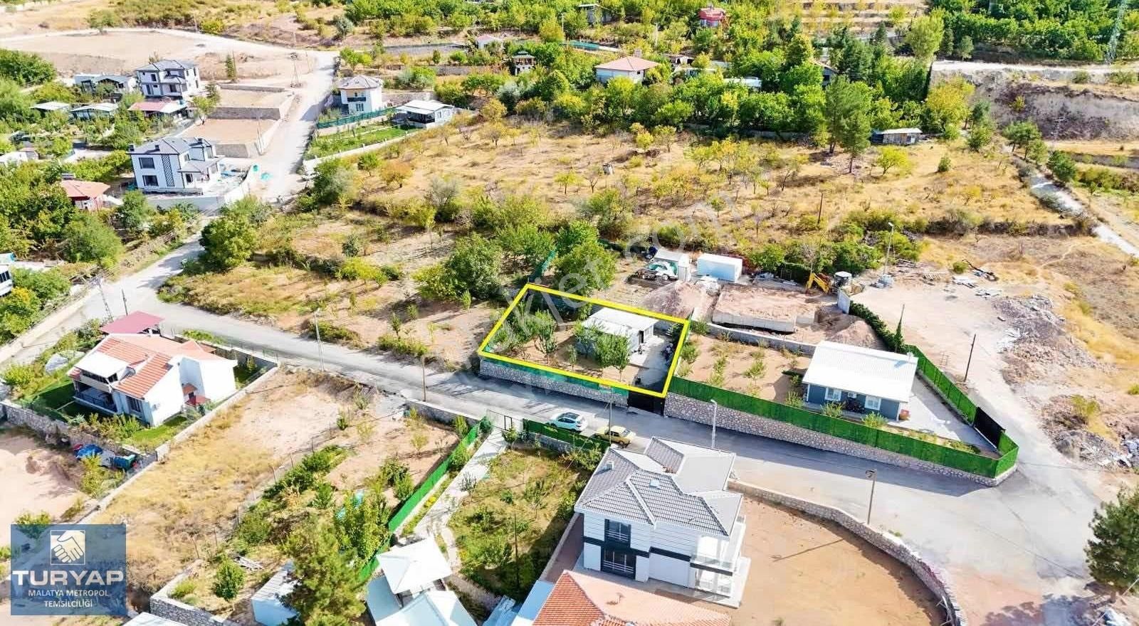 Yeşilyurt Gündüzbey Satılık Villa İmarlı TURYAP'TAN GÜNDÜZBEY'İN KALBİNDE 450 M² SATILIK ARSA