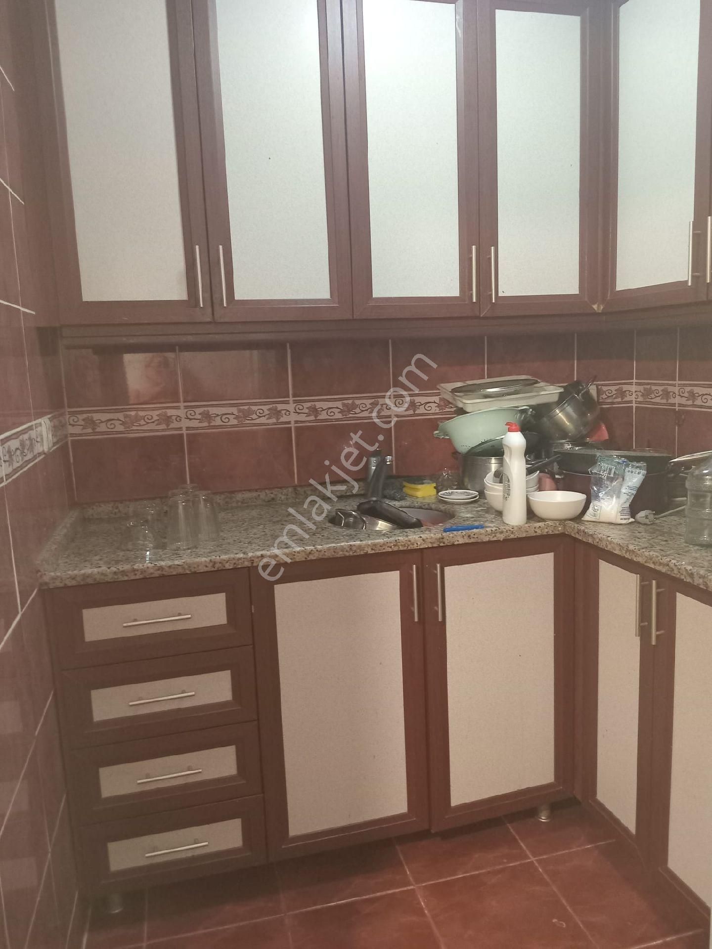 Sarıyer Zümrütevler'de Satılık 3 Katlı Müstakil Bahçeli Hisse Tapulu Ev - Görsel 21