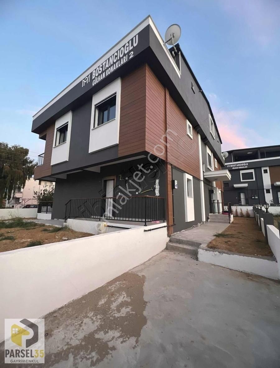 Aliağa Yenişakran Satılık Villa ALİAĞA YENİ ŞAKRAN MAH 4+1 EŞYALI TRİBLEX VİLLA