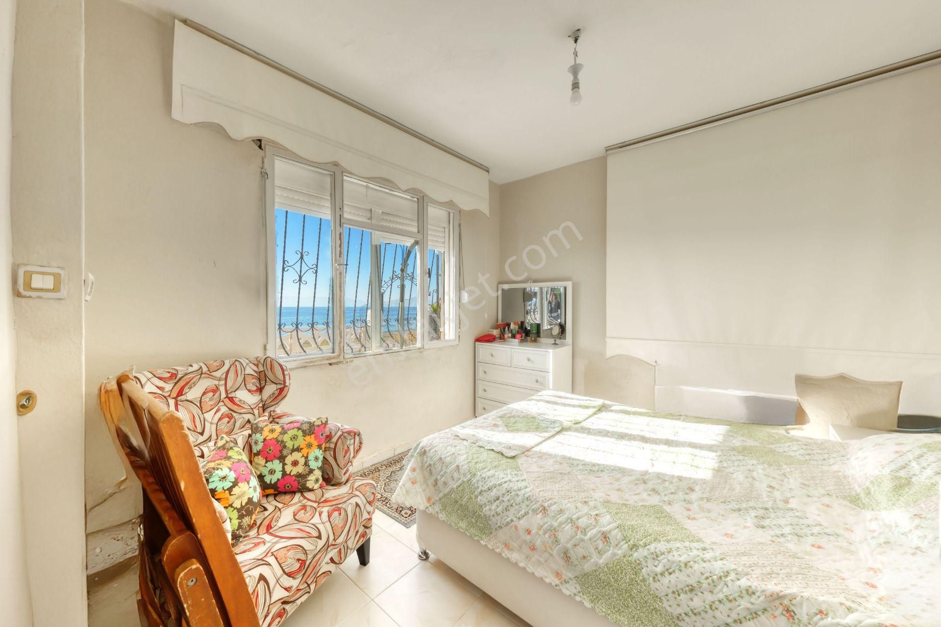 Ad Team'den Seferihisar Ürkmez'de Denize Sıfır Tek Katlı Villa - Görsel 19