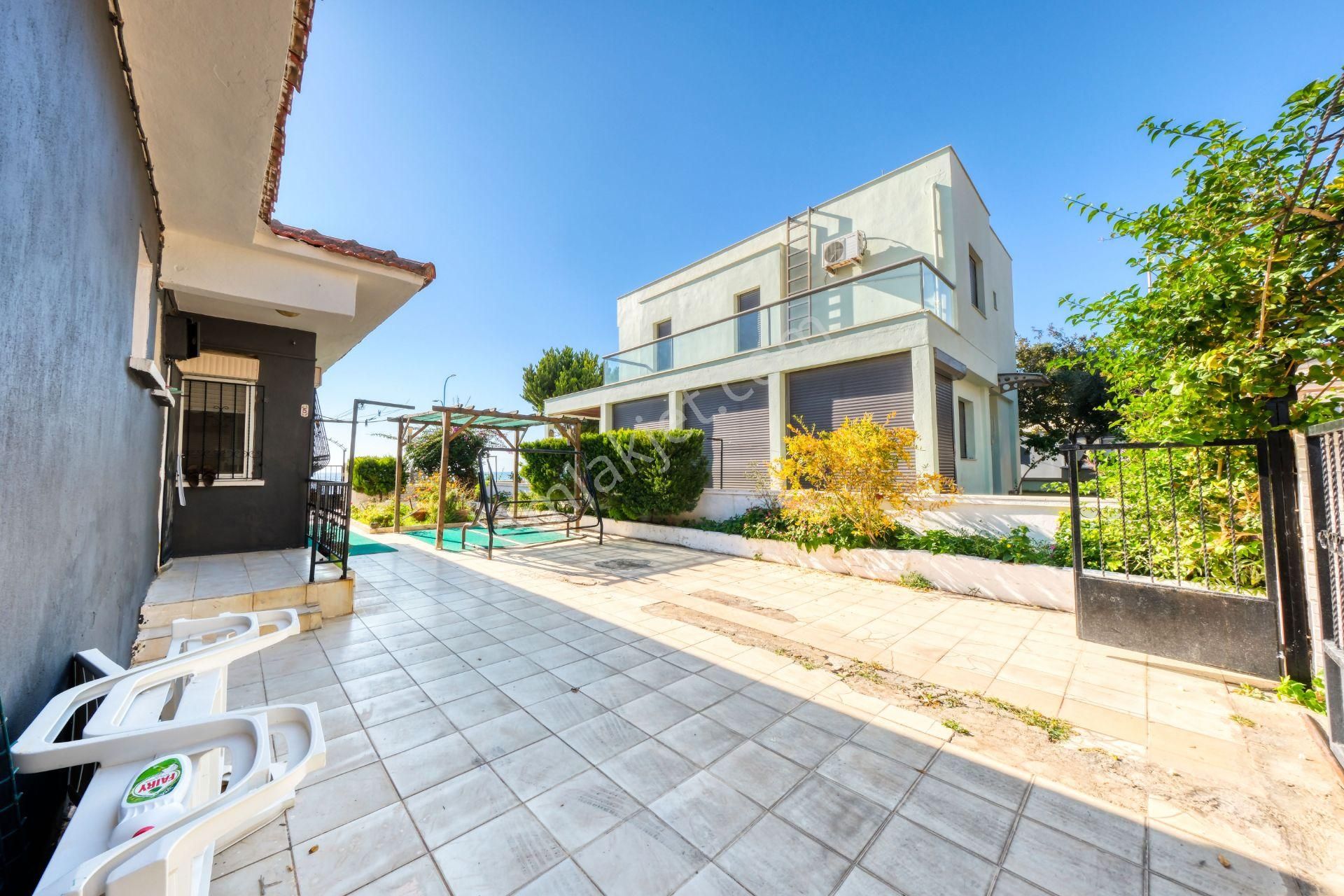 Ad Team'den Seferihisar Ürkmez'de Denize Sıfır Tek Katlı Villa - Görsel 35