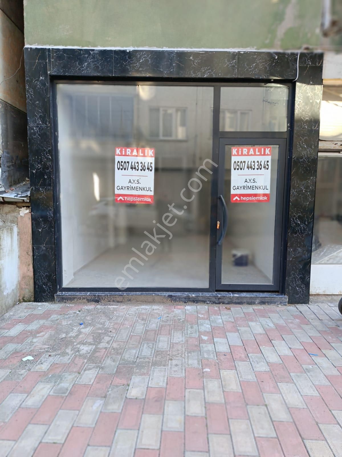 A.y.s. Gayrimenkul Dan Kiralık Dükkan