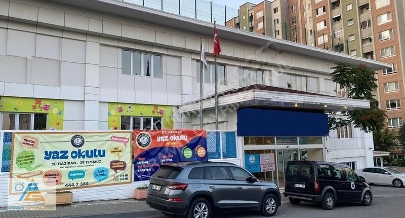 Küçükçekmece Atakent Satılık Bina YATIRIMLIK KURUMSAL KİRACILI OKUL BİNASI 550.000TL KİRA