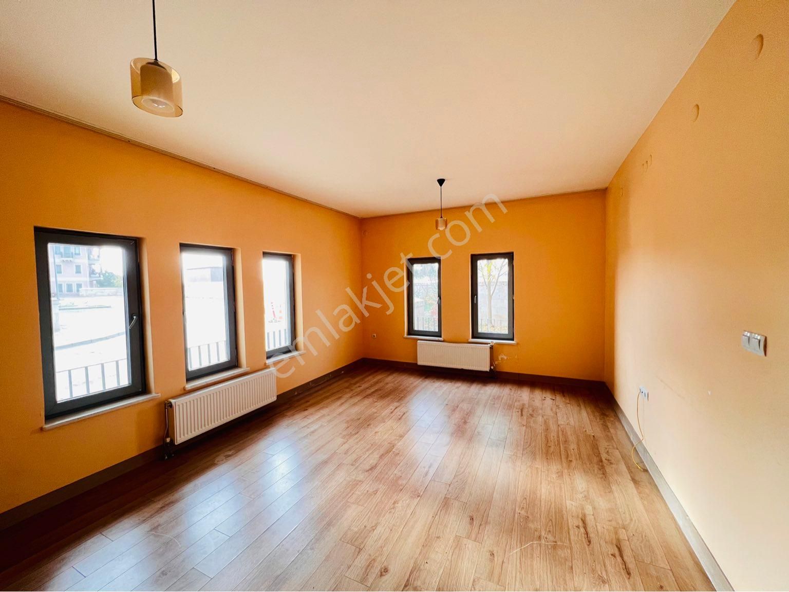 İznik Selçuk Satılık Daire 2+1 GİRİŞ KAT SATILIK DAİRE