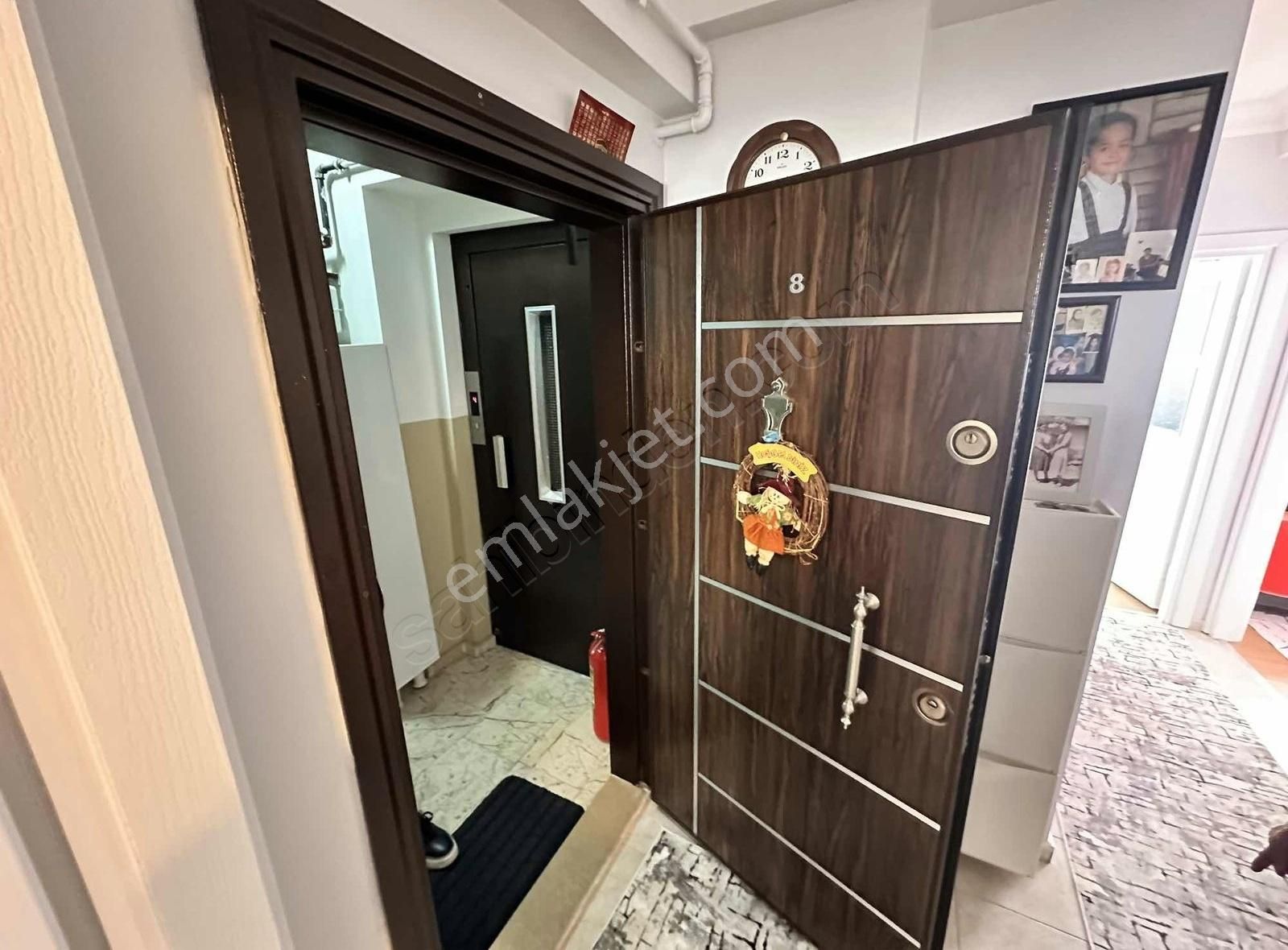 Esenler Fatih Satılık Daire ESENLERDE METRONUN YANINDA SATILIK LÜX 2+1 SATILIK DAİRE