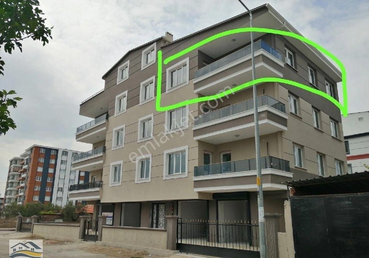 Akhisar Efendi Satılık Daire ÇİĞDEM EMLAK  SATILIK DAİRE EFENDİ MAH. 2.450.000TL