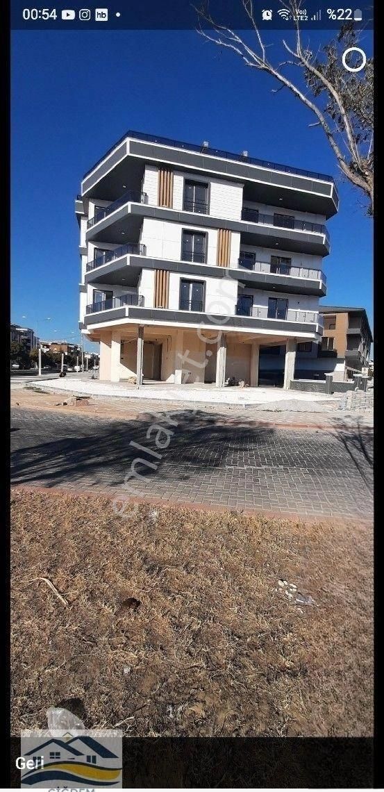 Akhisar Reşat Bey Satılık Daire MANİSA AKHİSAR REŞAT BEY MAH. LOKASYONU EN GÜZEL 3+1 SATILIK DAİRE  5.000.000TL.