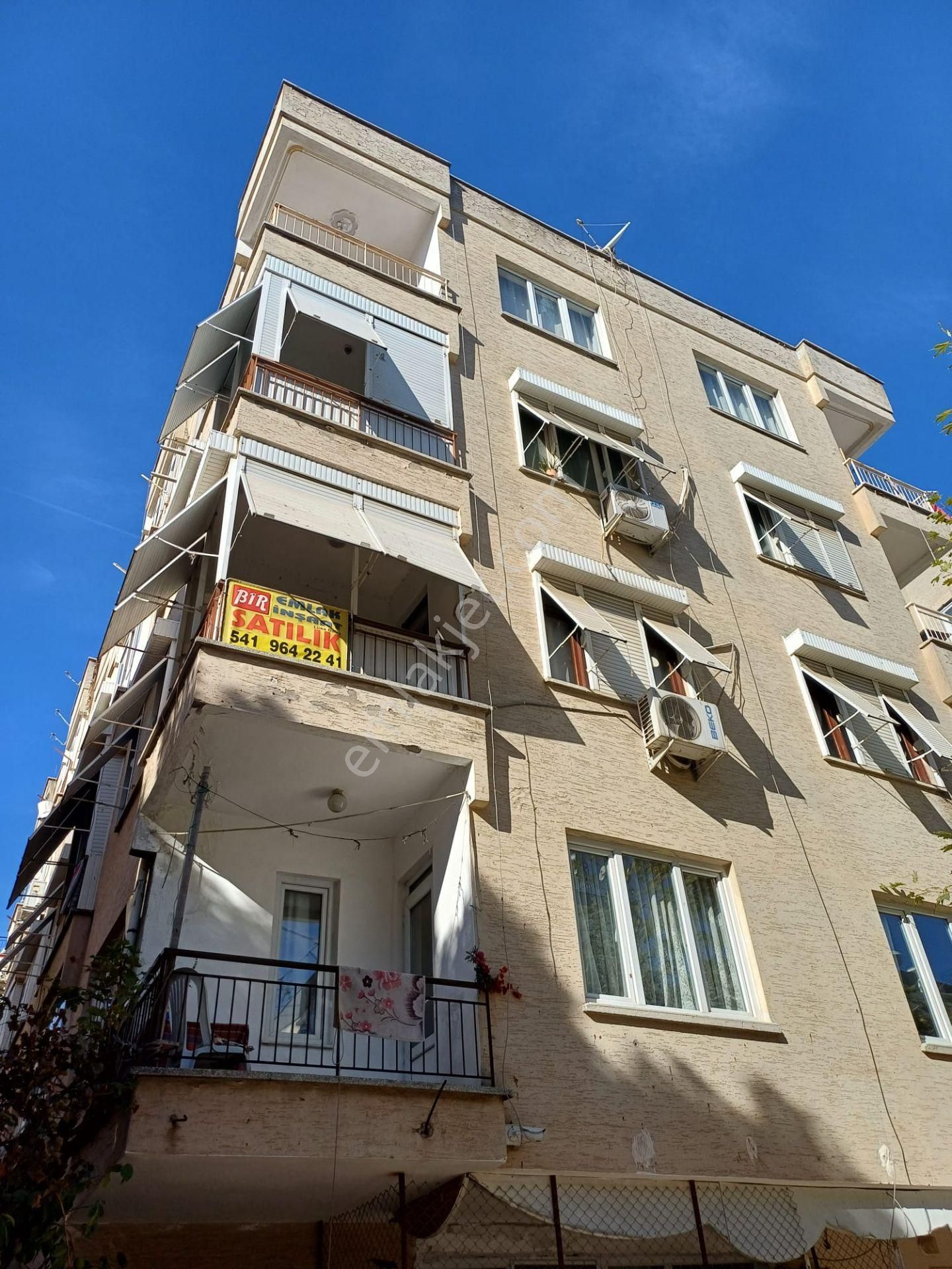 Muratpaşa Güvenlik Satılık Daire  SATLIK DAİRE 3+1 GÜVENLİK MAHALLESŞ MURATPAŞA ANTALYA