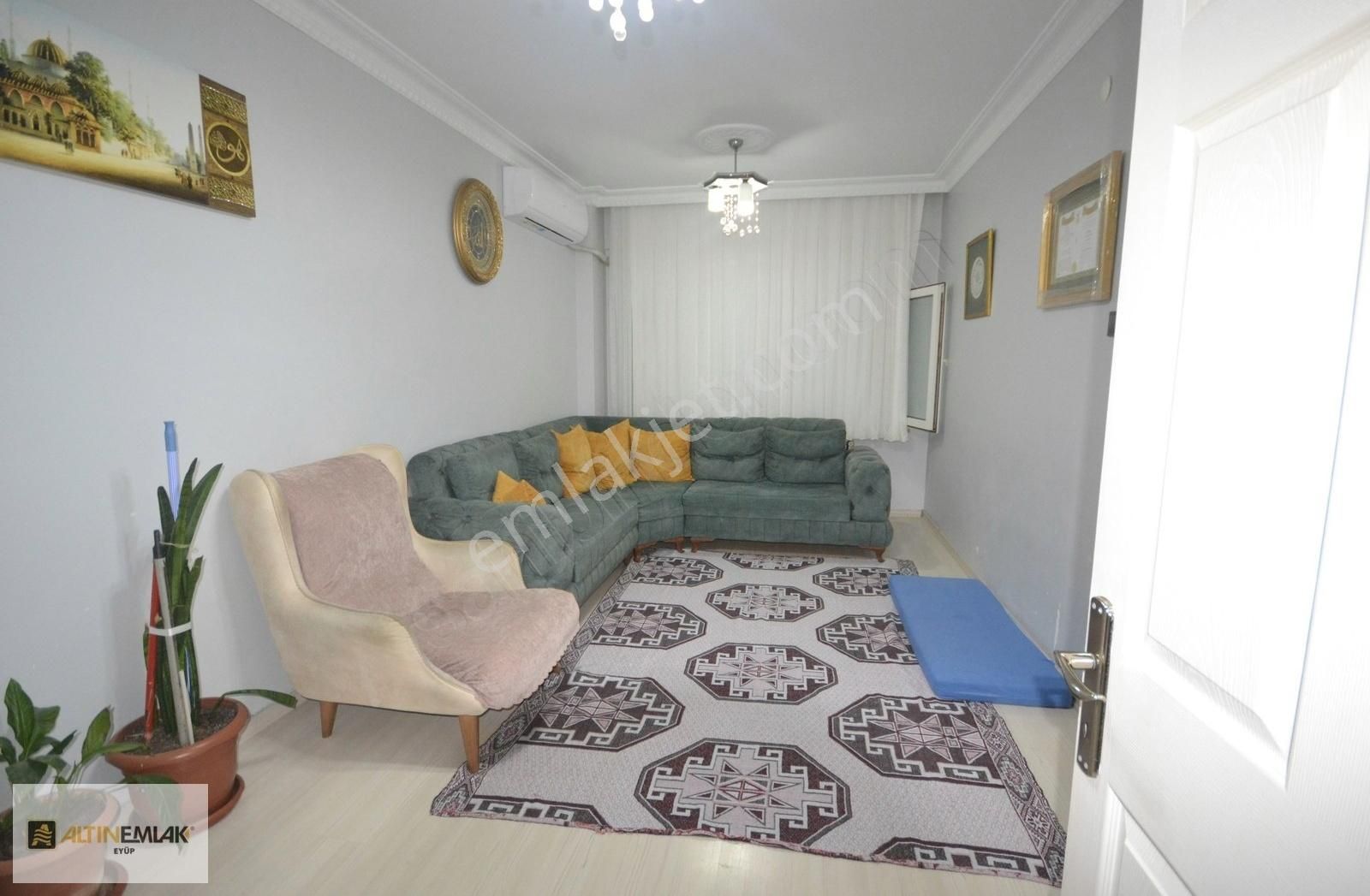 Fatih Atikali Satılık Daire ALTIN EMLAK EYÜP SARE SEDA DAN SATILIK DAİRE