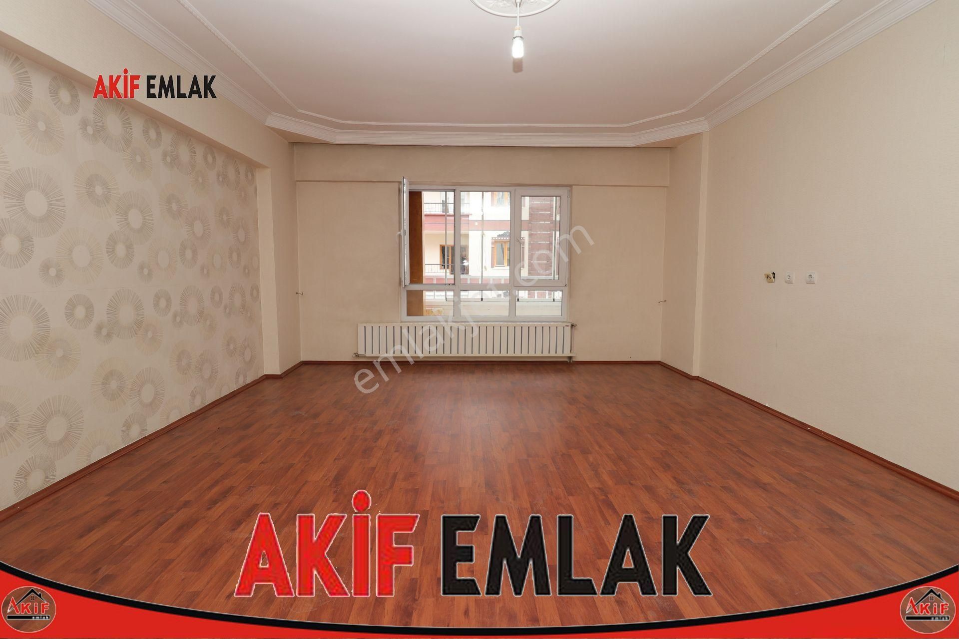 Etimesgut Topçu Satılık Daire  AKİF'ten ELVANKENT TOPÇU'da ÖN CEPHE ARAKAT  14.CADDE YAKINI 3+1 SATILIK DAİRE