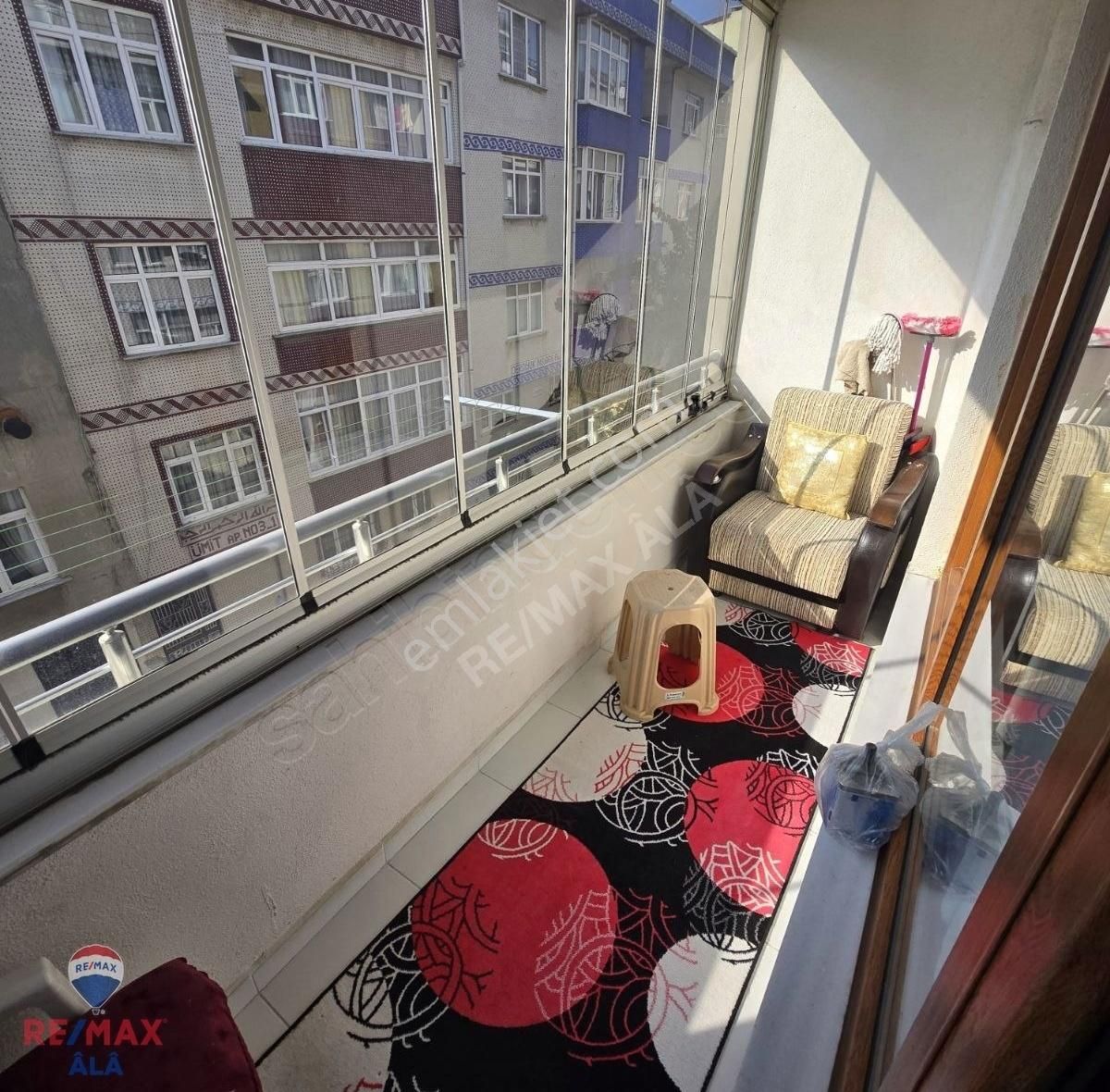 Sultangazi Malkoçoğlu Satılık Daire Remax Âlâ'dan Malkoçoğlu Mahallesinde Satılık 2+1 Daire