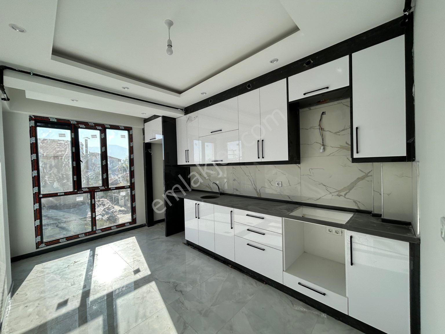 Pamukkale Fatih Satılık Daire CADDE ÜZERİ FIRSAT DAİRE..