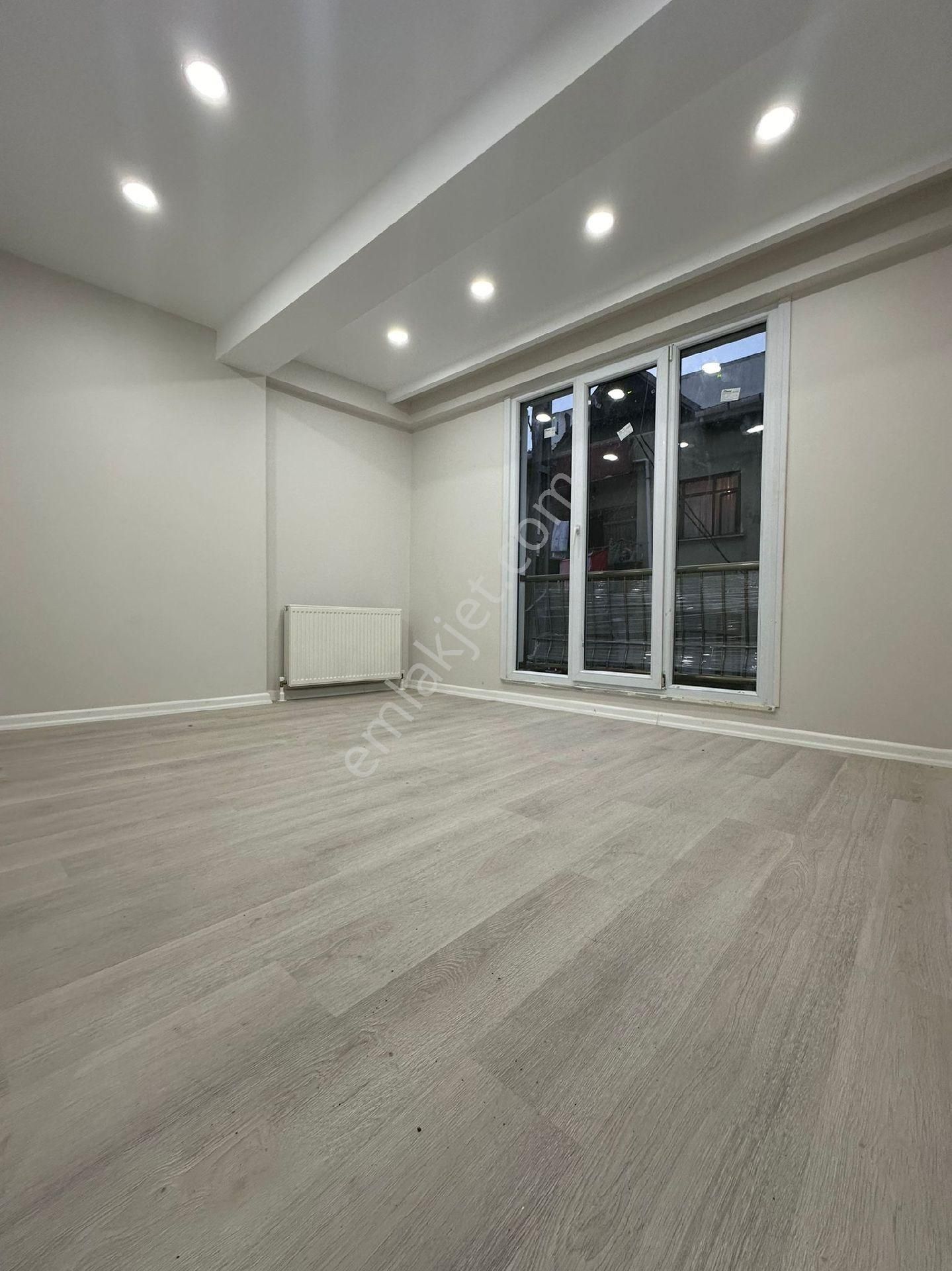 Küçükçekmece İstasyon Satılık Daire istasyon m.hastane ykn.2t1 80m2 satılık daire sıfır 