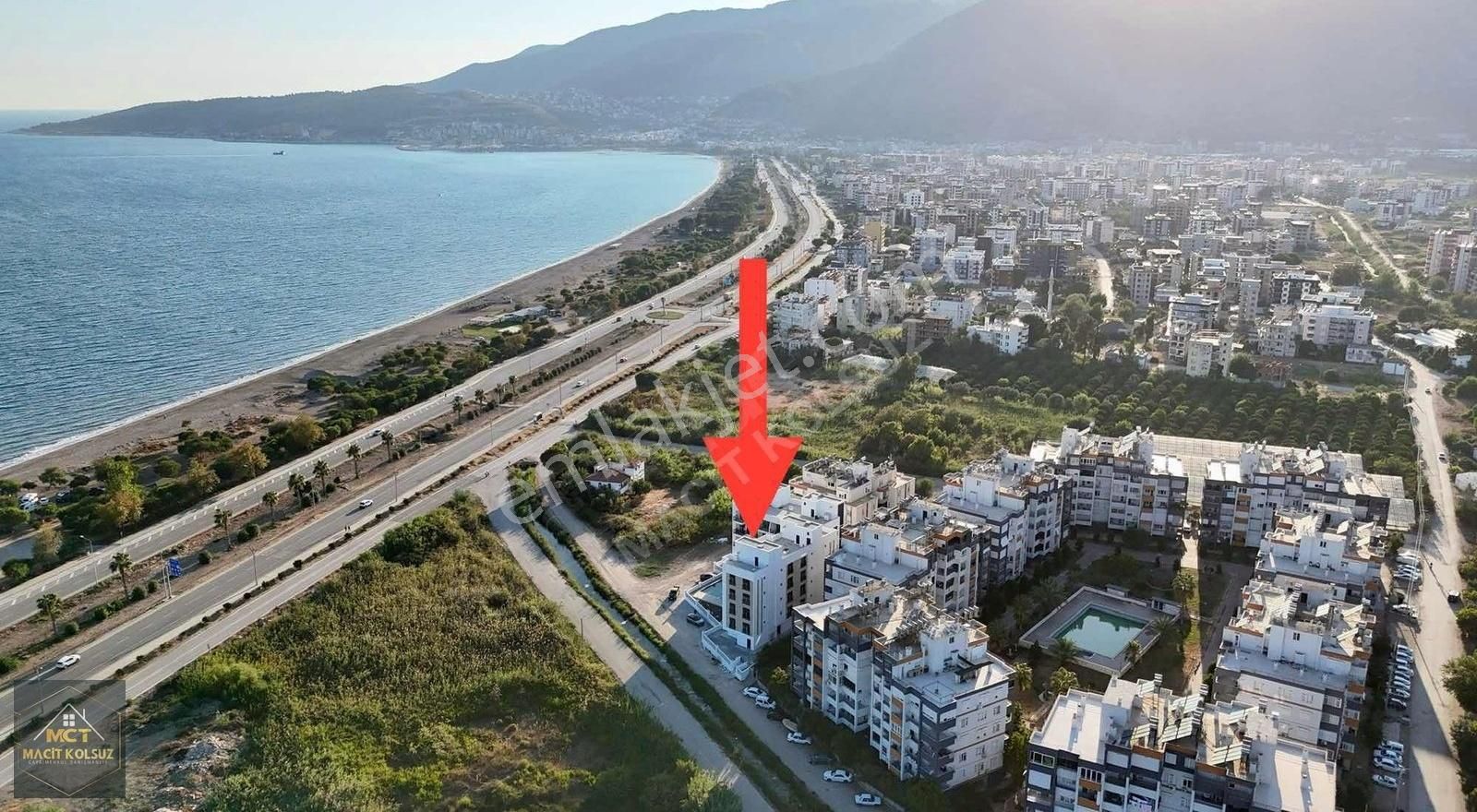 Finike Kum Kiralık Daire SONSUZ DENİZ MANZARALI HAVUZLU SİTEDE 2+1 LÜKS KİRALIK DAİRE