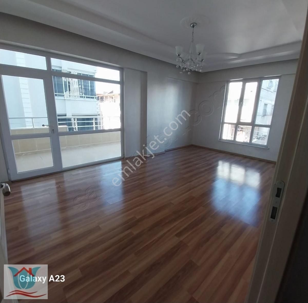 Şehitkamil Belkız Satılık Daire MERKEZİ KONUM,3 CEPHE,ÇİFT BALKON,ÇİFT BANYO 3+1 DAİRE