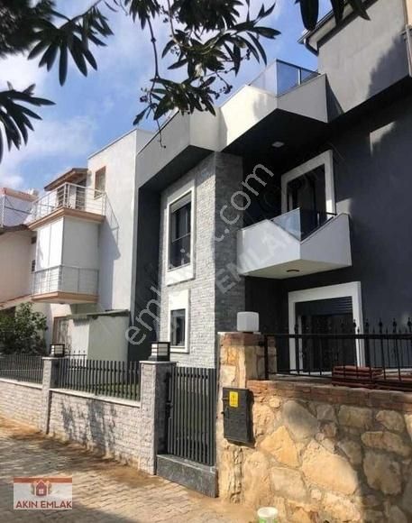 Denize Sadece 50 Metre - Görsel 6