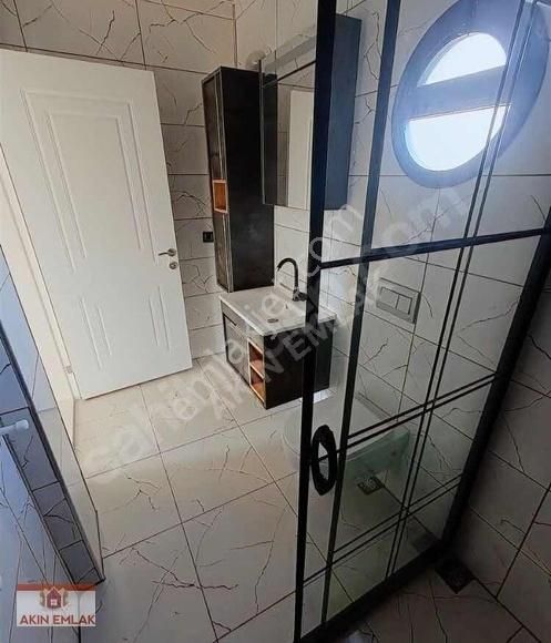 Denize Sadece 50 Metre - Görsel 3