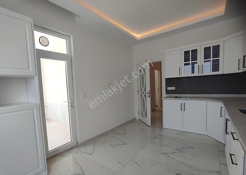 Şehitkamil Fıstıklık Kiralık Daire GAZİANTEP FISTIKLIK MAHALLESİ 3+1 LÜKS KİRALIK DAİRE...