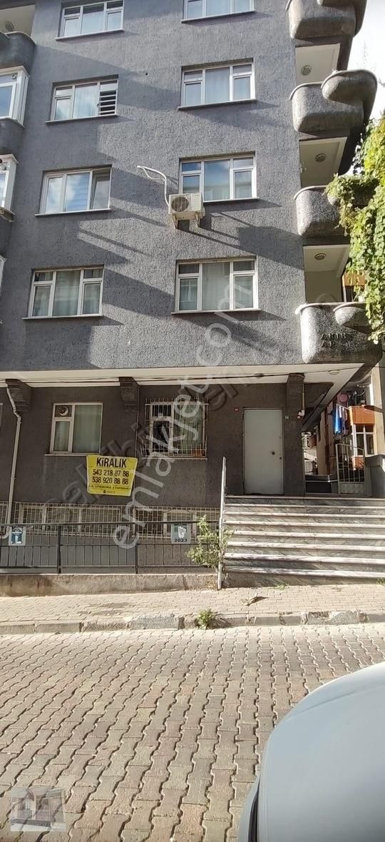 Bahçelievler Soğanlı Kiralık Apartman Dairesi BAHÇELİEVLER ÇAVUŞPAŞADA YÜKSEK GİRİŞ İŞYERİNE UYGUN 3+1 DAİRE