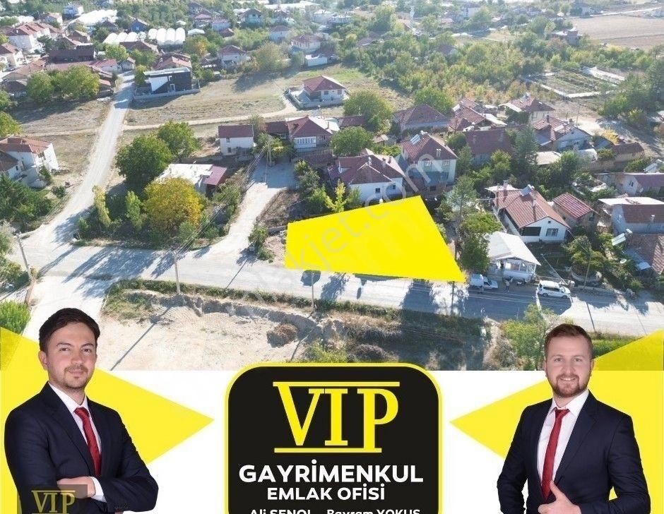 Elmalı Akçay Satılık Konut İmarlı Vip Gayrimenkul'den Akçay Mah. 349m² Ev Ve Arsalı Fırsat Arsa