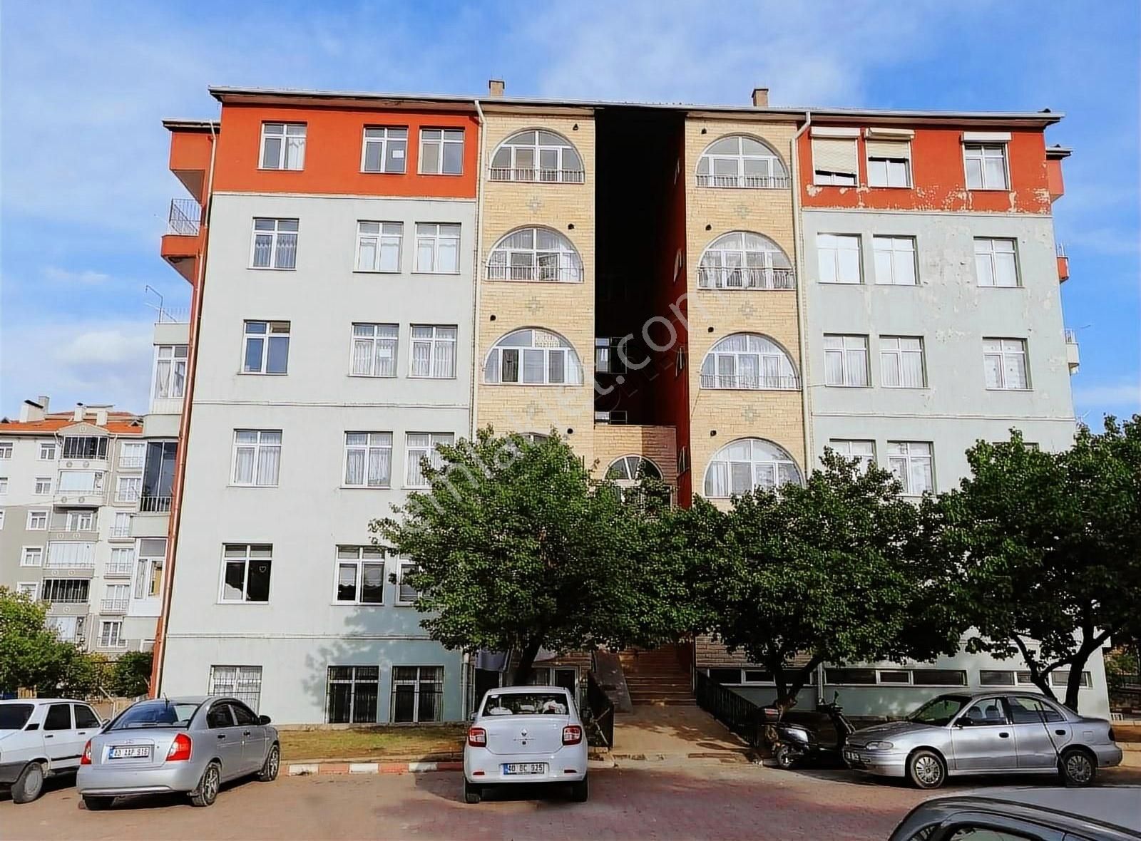 Kaman Ziyarettepe Kiralık Daire YAŞAR EMLAK'TAN EŞYALI KİRALIK DAİRE