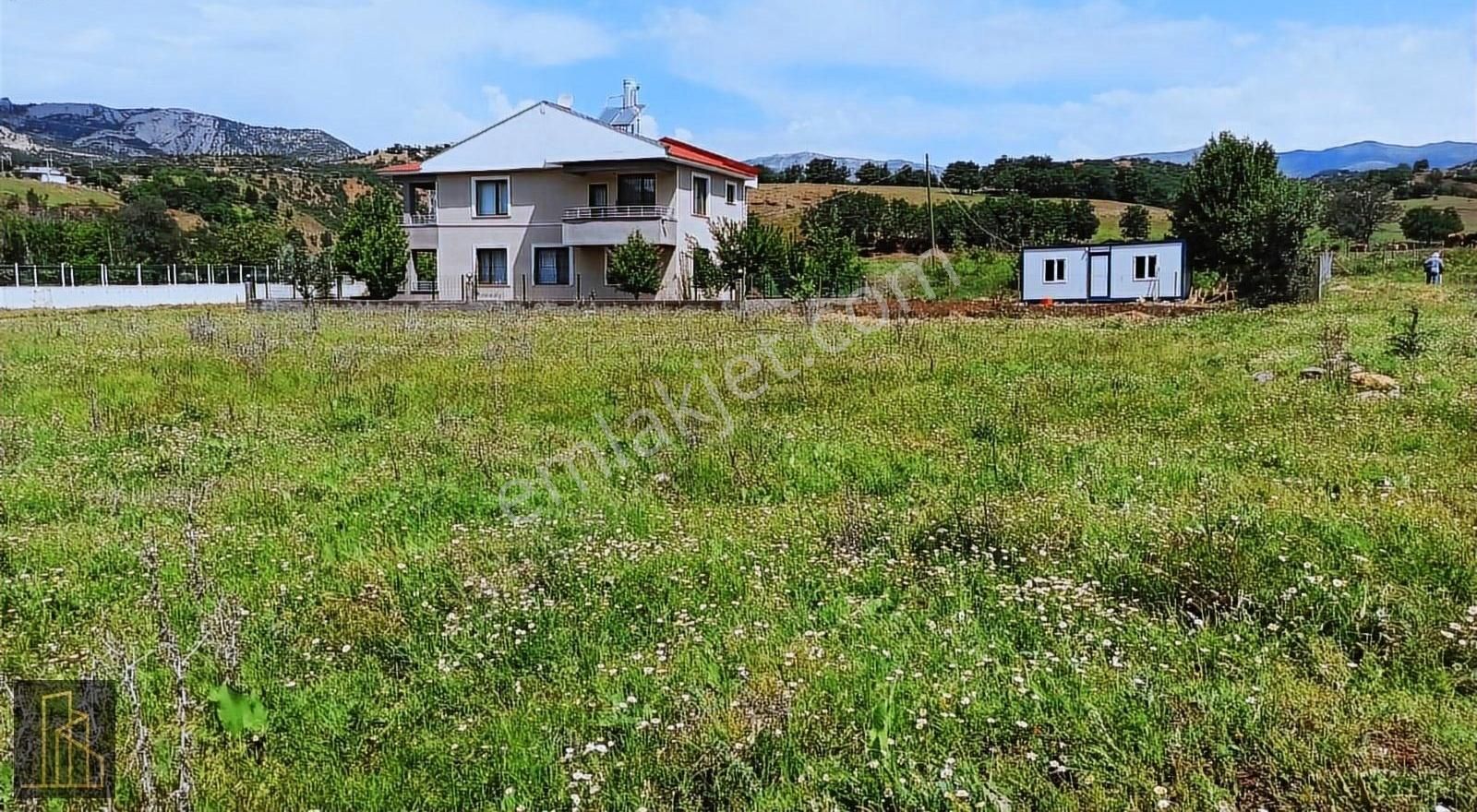 Tunceli Merkez İsmet İnönü Satılık Villa İmarlı TUNCELİ MERKEZ E 4 KM MESAFEDE CEM EVİNİ GEÇİNCE VİLLA PARSELİ