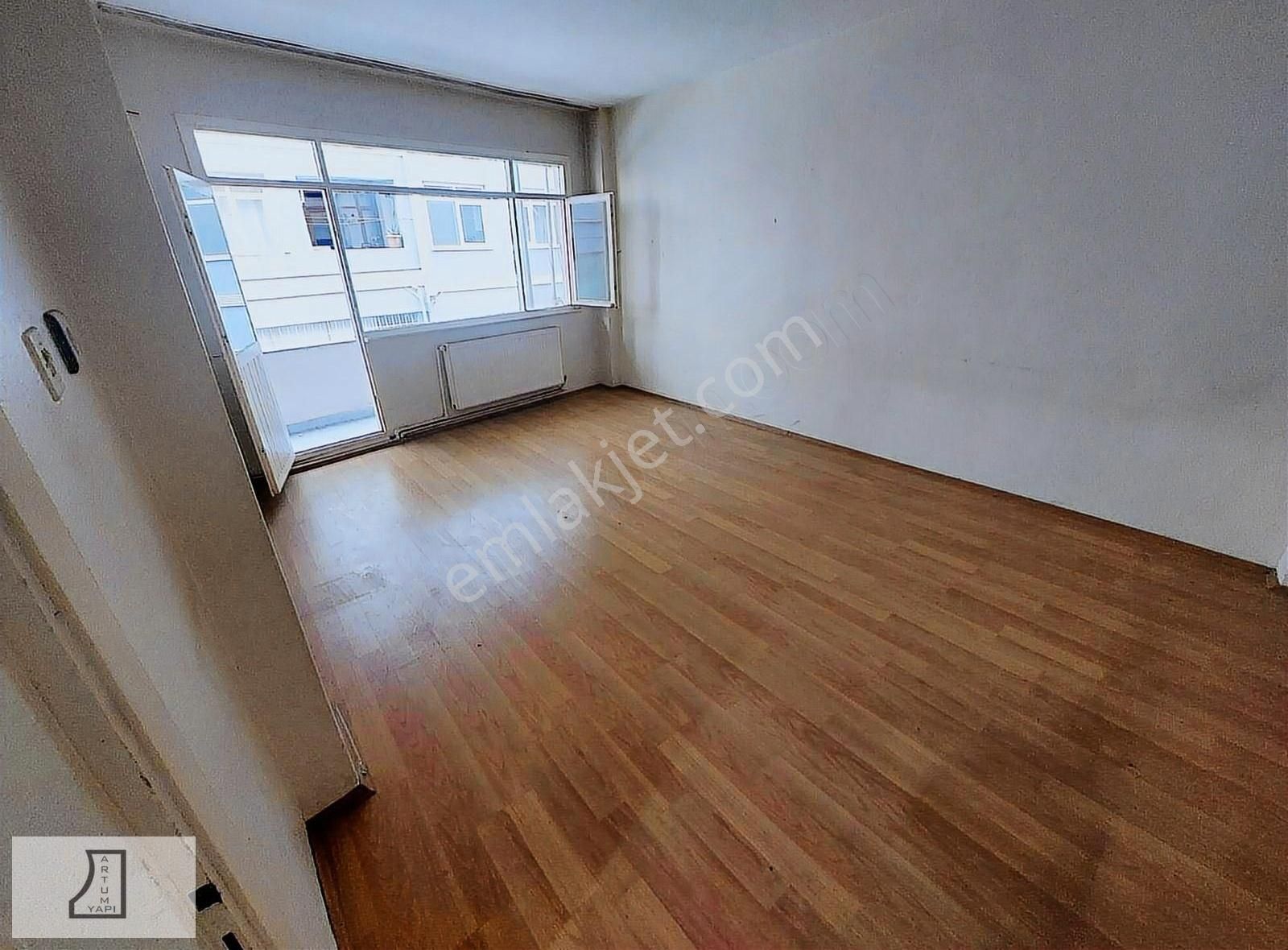 Kağıthane Sultan Selim Kiralık Daire OTOBÜS MİNİBÜSE 1 DAKİKA MESAFEDE 2+1ARAKAT KİRALIK DAİRE