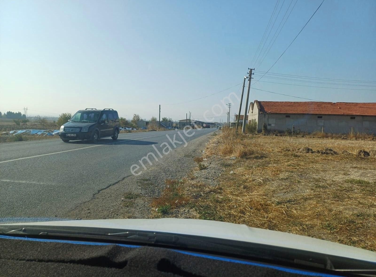 Altıeylül Köylü Satılık Tarla Köy Mevki, yola yakın Alan kazanır.