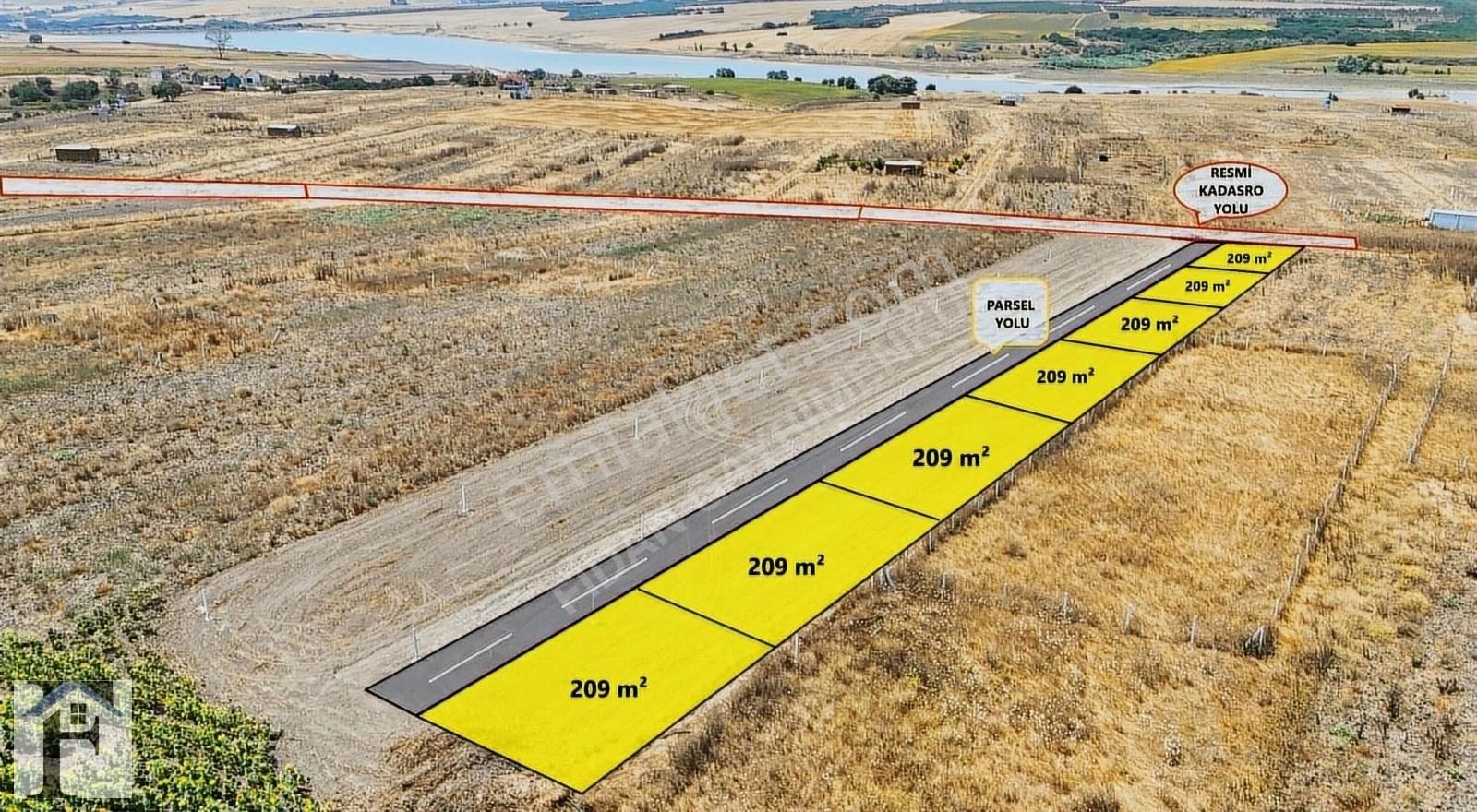 Silivri Çanta Balaban Satılık Tarla ALAN KAZANDIII BALABANDA GÖL MANZARALI SON 6 ADET 209 M²