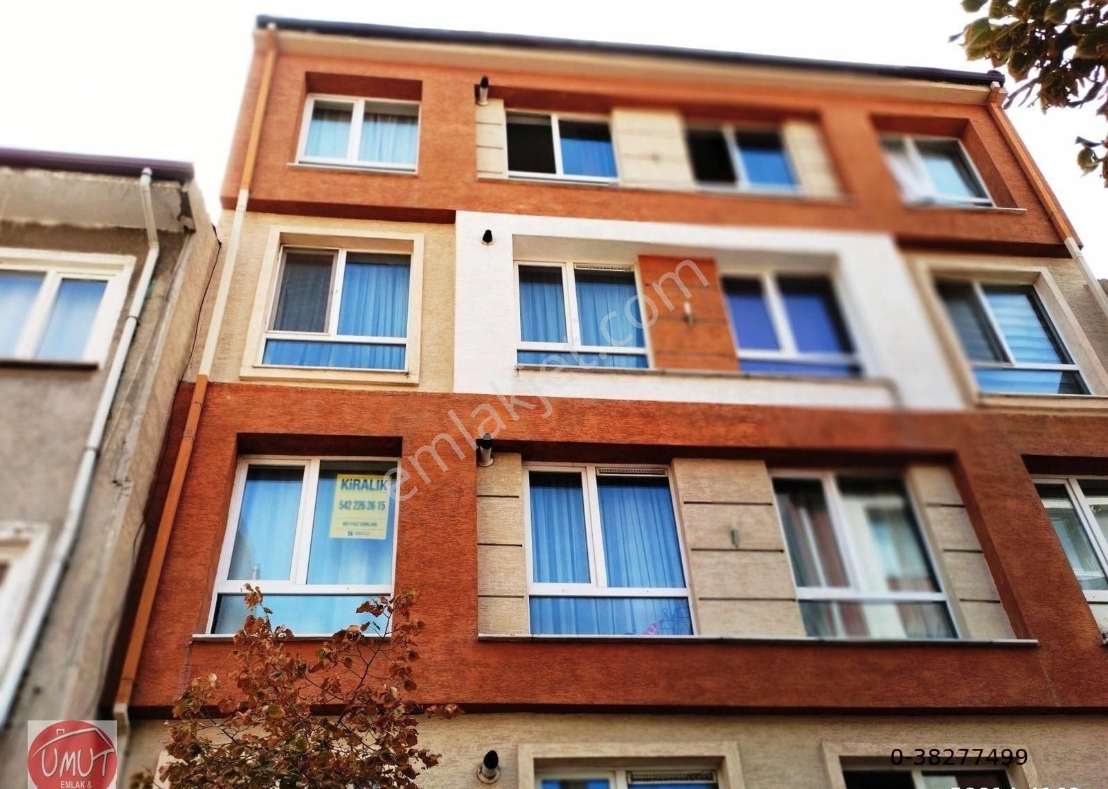 Odunpazarı İstiklal Kiralık Daire UMUT EMLAK TAN ADALAR’DA -ATATÜRK CD.NE YAKIN -4.KAT GÜZEL EŞYALI  APART DAİRE