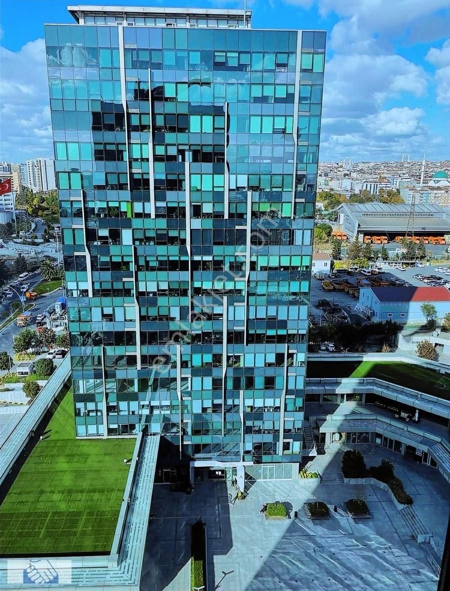 Bahçelievler Çobançeşme Kiralık Ofis Bahçelievler Nish İstanbulda Kiralık 2+1 112m2 Ofis.