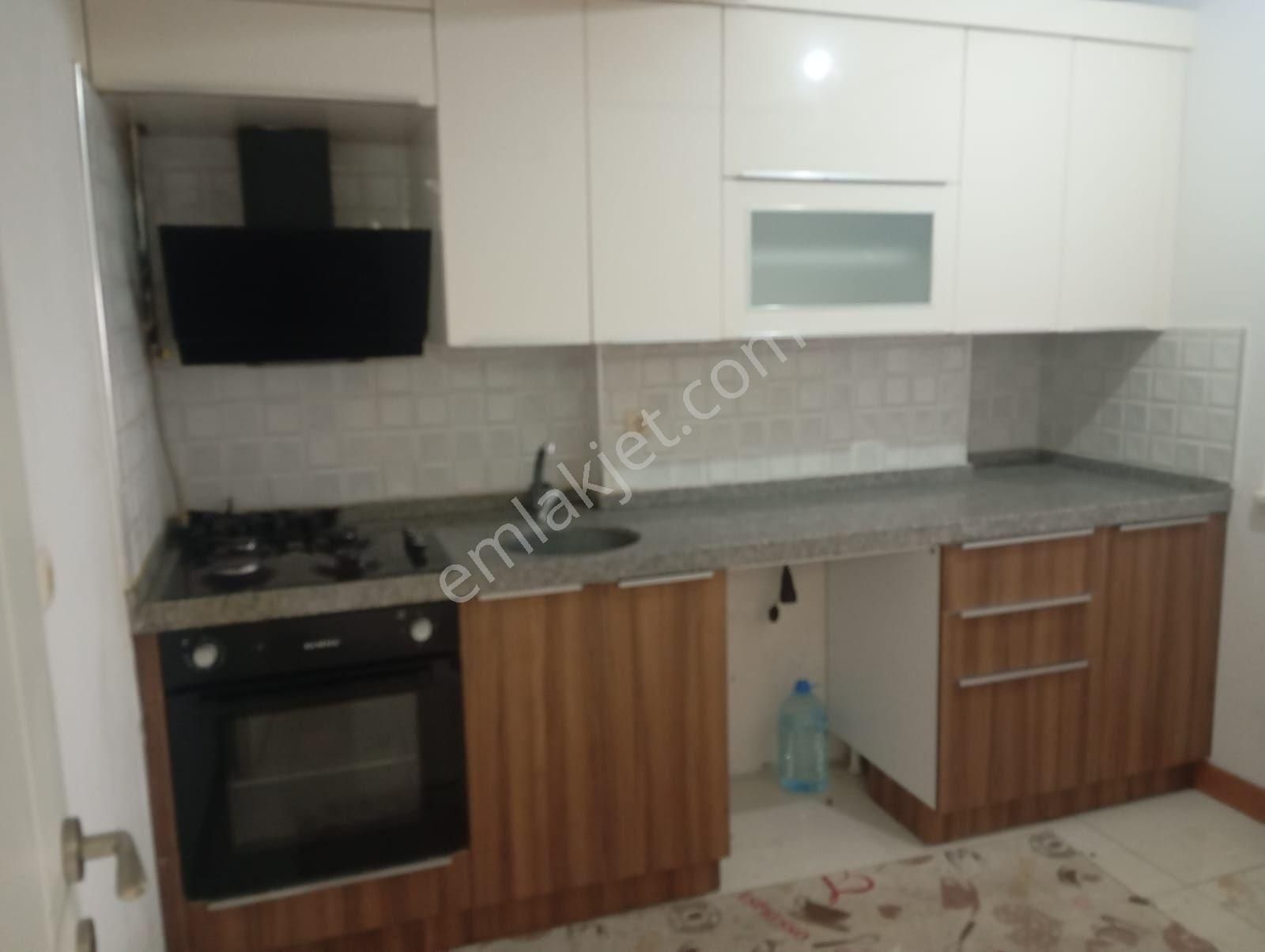 Nilüfer Demirci Kiralık Daire İroni Gayrimenkulden Demircide Kiralık 1+1 Kombili Temiz Daire Kapalı Garajı Var