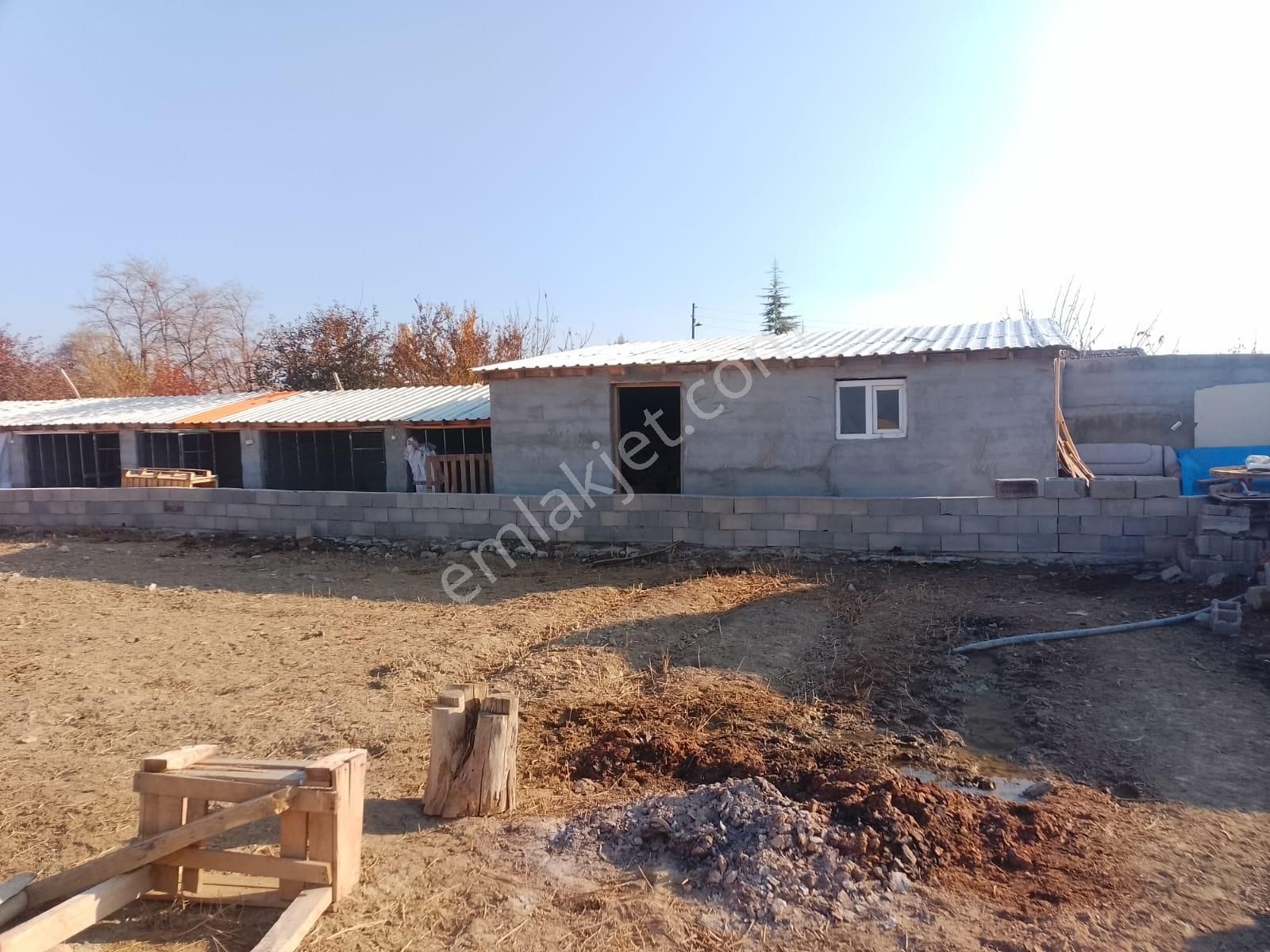 Akçay Emlak'tan Akşehir Ortaköy Mahallesinde Kurulu Düzende Satılık Çiftlik - Görsel 33