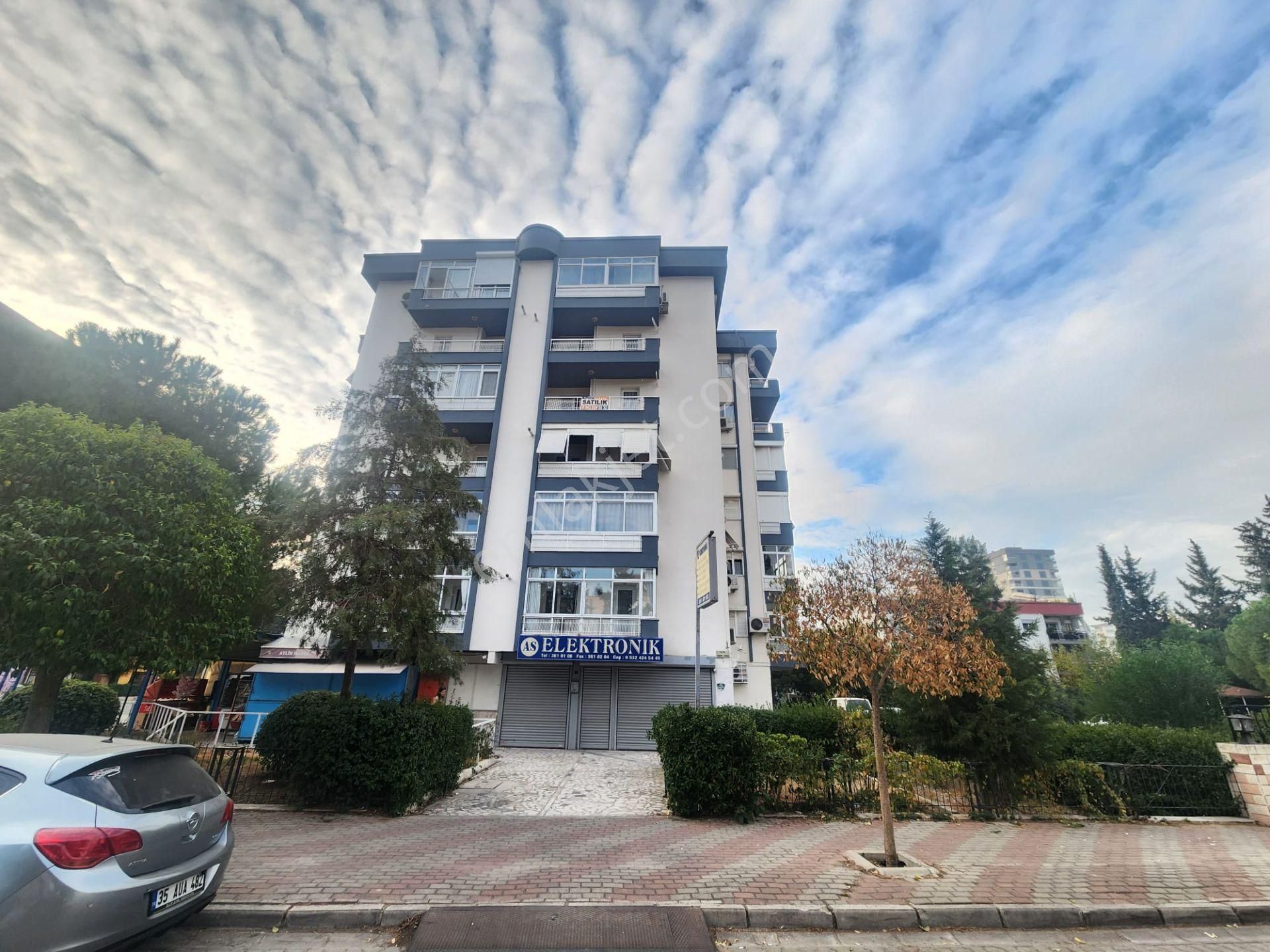 Karşıyaka Örnekköy Satılık Daire  ECOFAST BÜYÜK MİGROS KARŞISI SATILIK 3+1 DAİRE