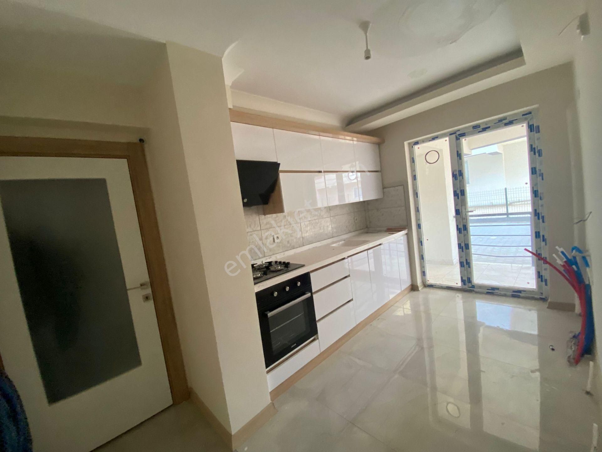 Sincan Menderes Satılık Daire  SB EMLAK GYD 3+1 GÜNEY CEPHE YAPILI SIFIR DAİRE