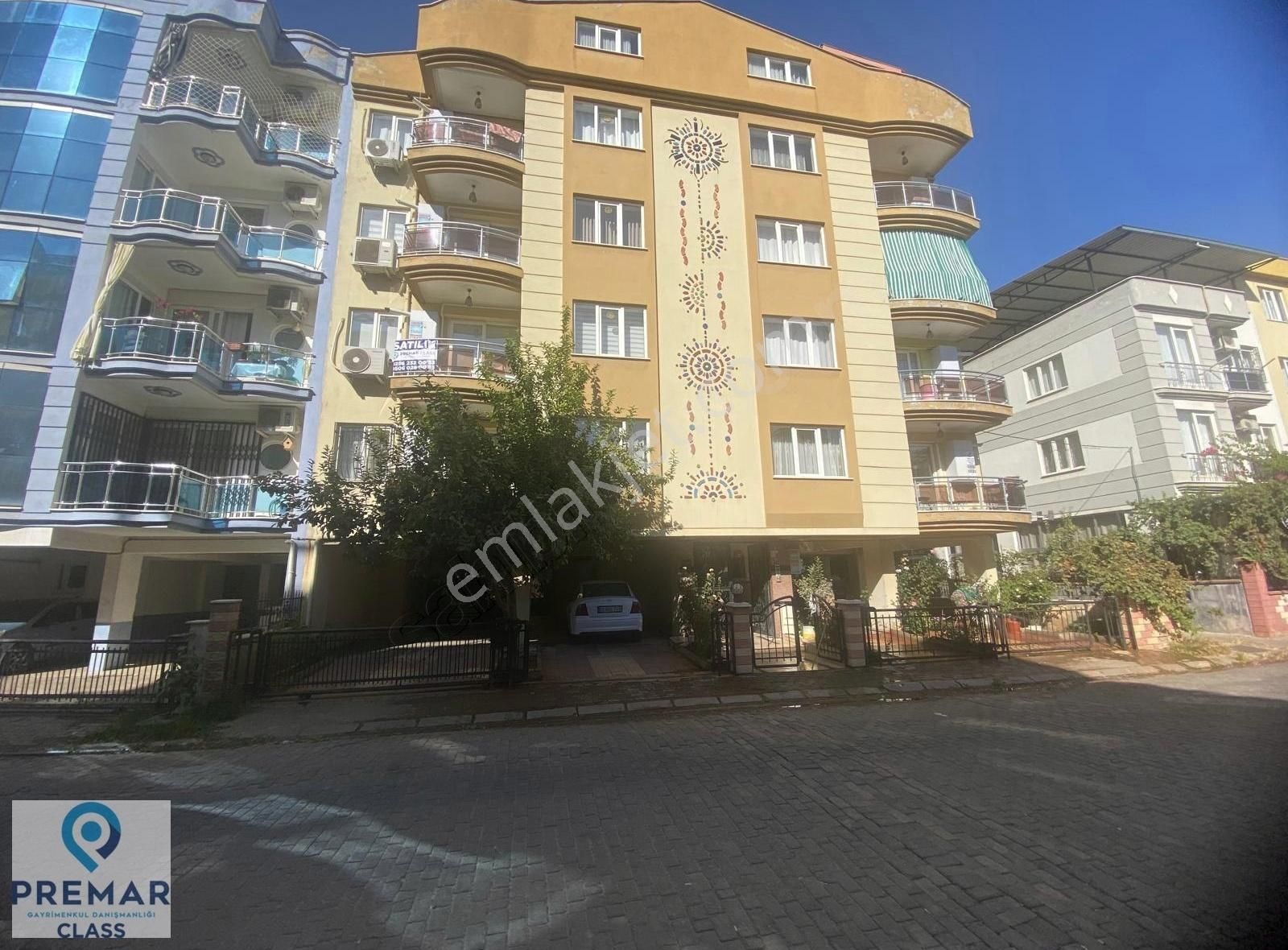 Efeler Girne Satılık Daire Girne Mahallesinde satılık ara kat daire