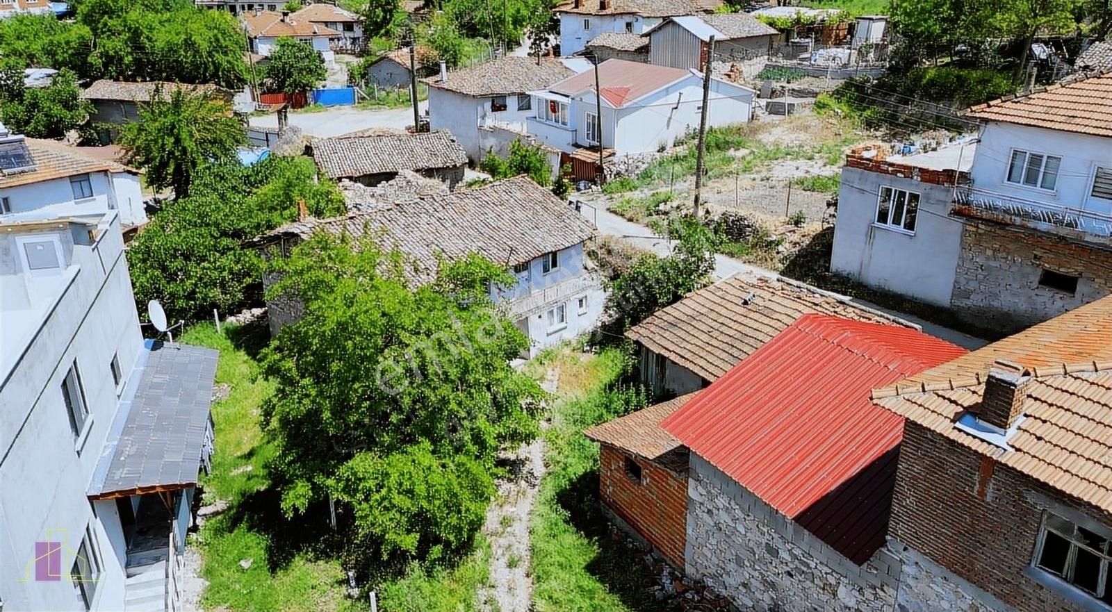 Kepsut Akçaköy Satılık Villa İmarlı Satılık Müstakil Köy Evi - Kepsut, Balıkesir