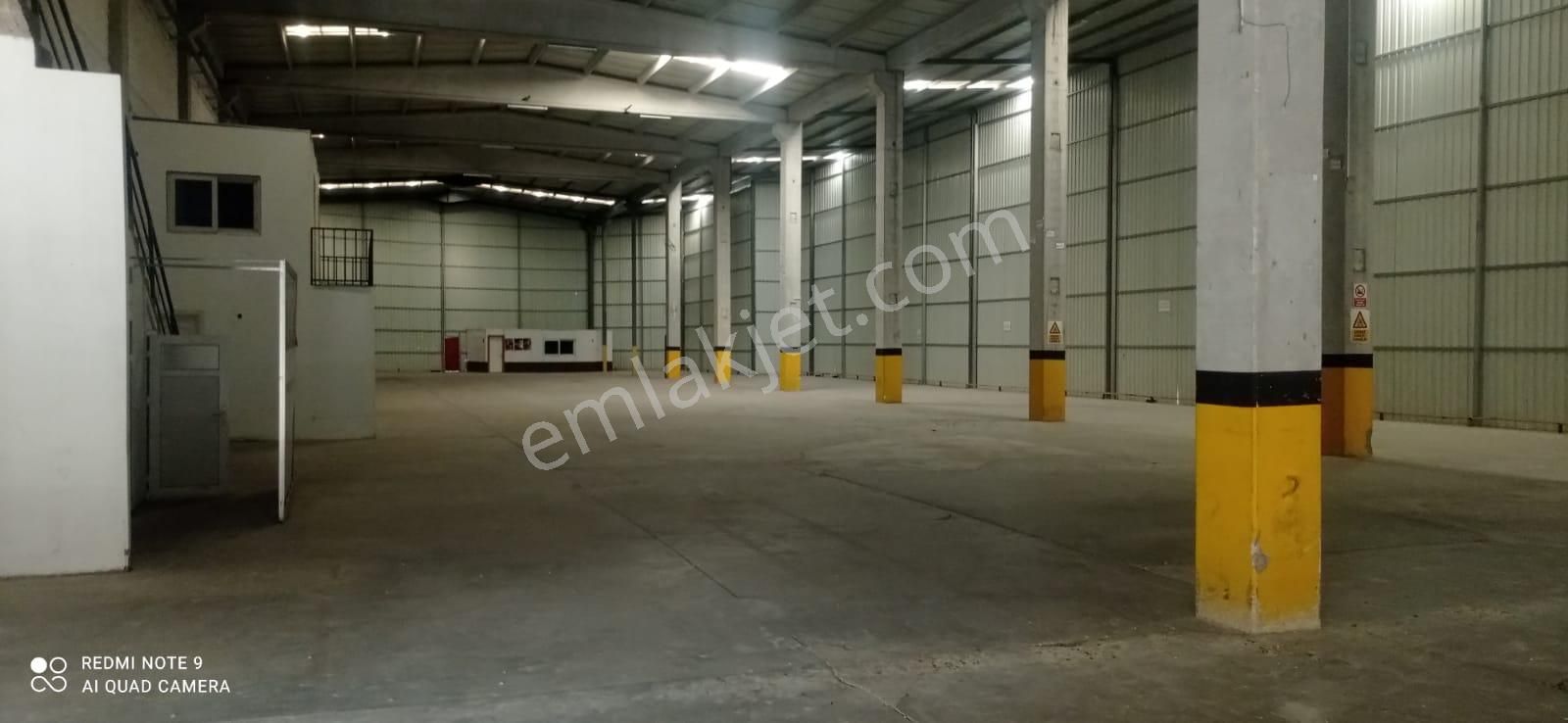 Yüreğir Levent Kiralık Depo Zorlu Gayrimenkul'den Adana Ceyhan Yolu Üzerinde 3750m2 Rampalı Aylık Kiralık