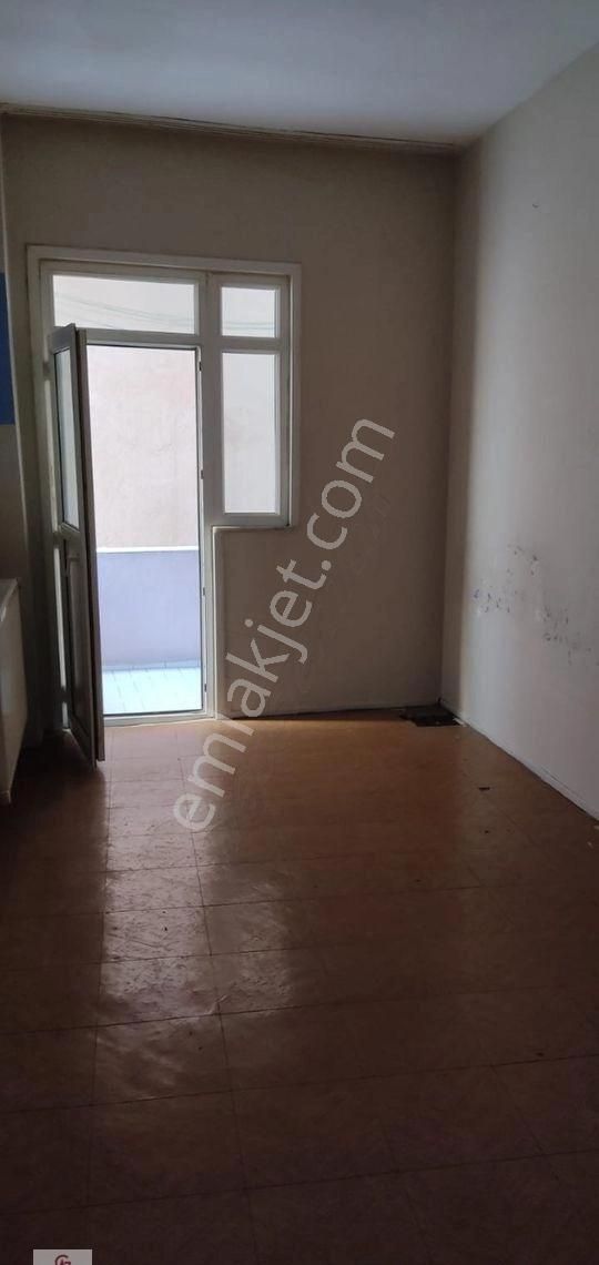 Zeytinburnu Beştelsiz Satılık Daire BEŞTELSİZ'DE 100 M2 2+1 SATILIK DAİRE