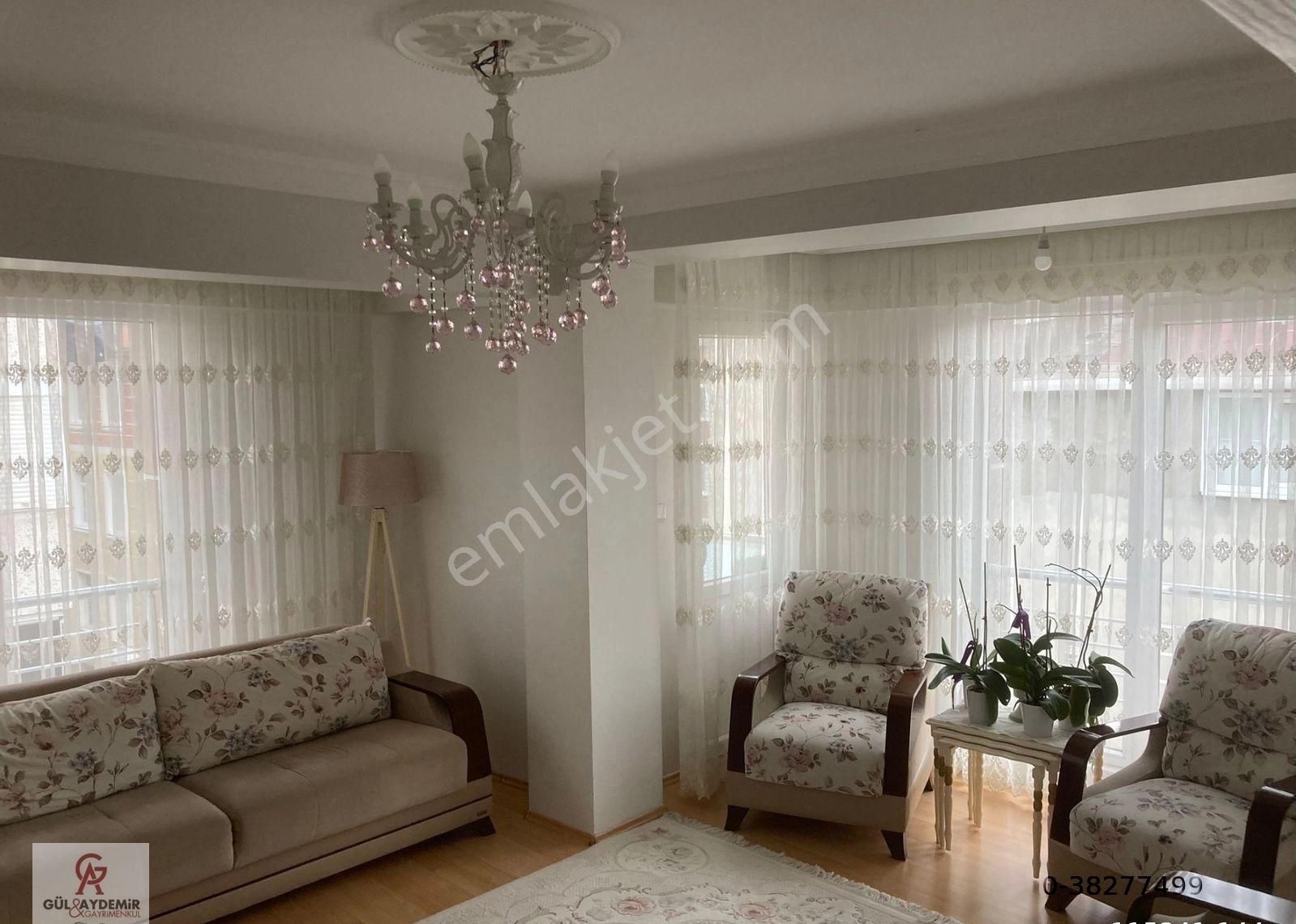 Güngören Güneştepe Satılık Daire Güngören Güneştepe Mahallesi 160 M2 3+2 Dubleks Satılık Daire