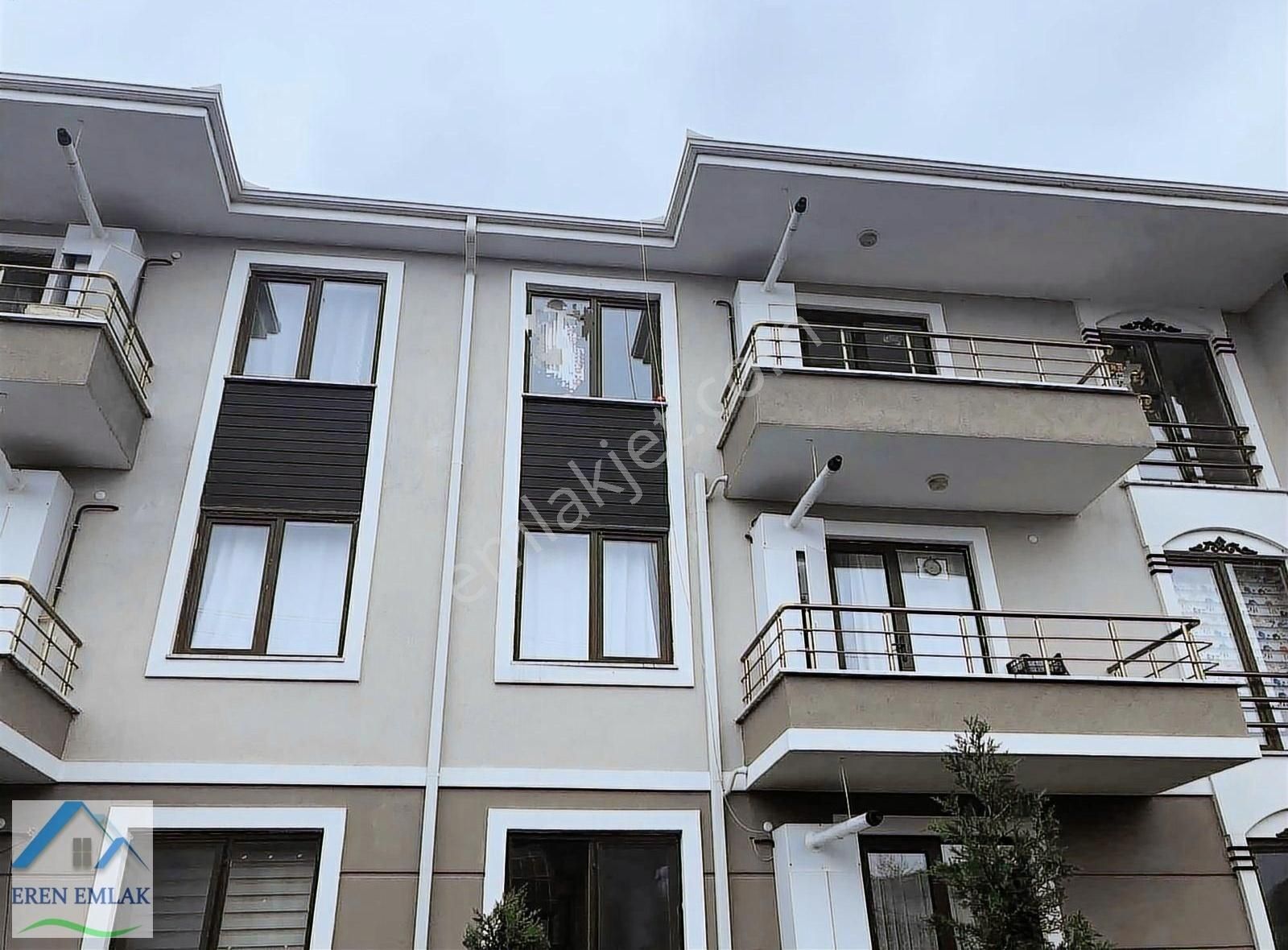 Sapanca Gazipaşa Satılık Daire Acil Sapanca 2+1 göl manzaralı eşyalı satılık daire