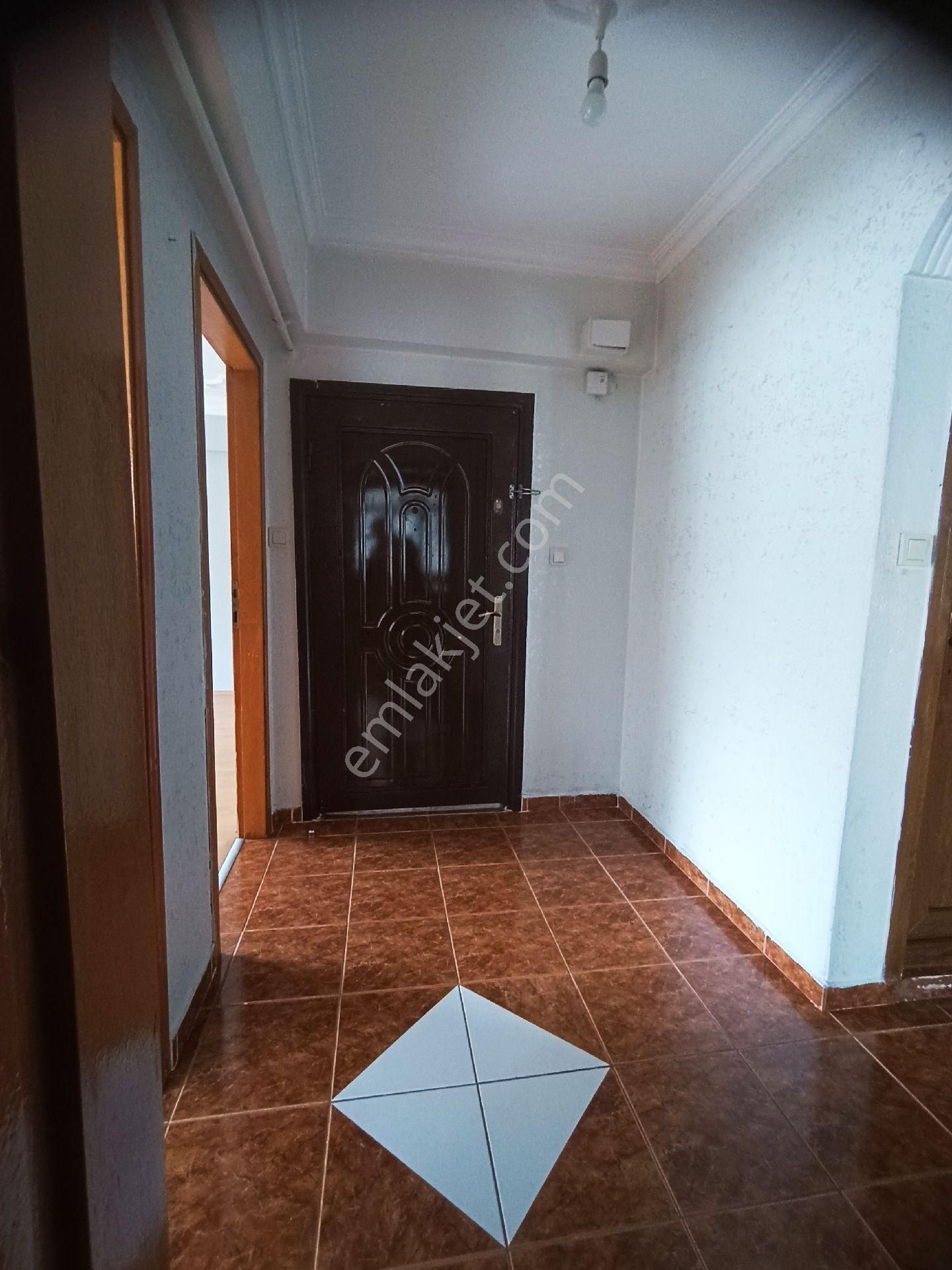 Bahçelievler Zafer Kiralık Daire  YENİBOSNA KİRALIK 2+1 DAİRE-kiralık daire