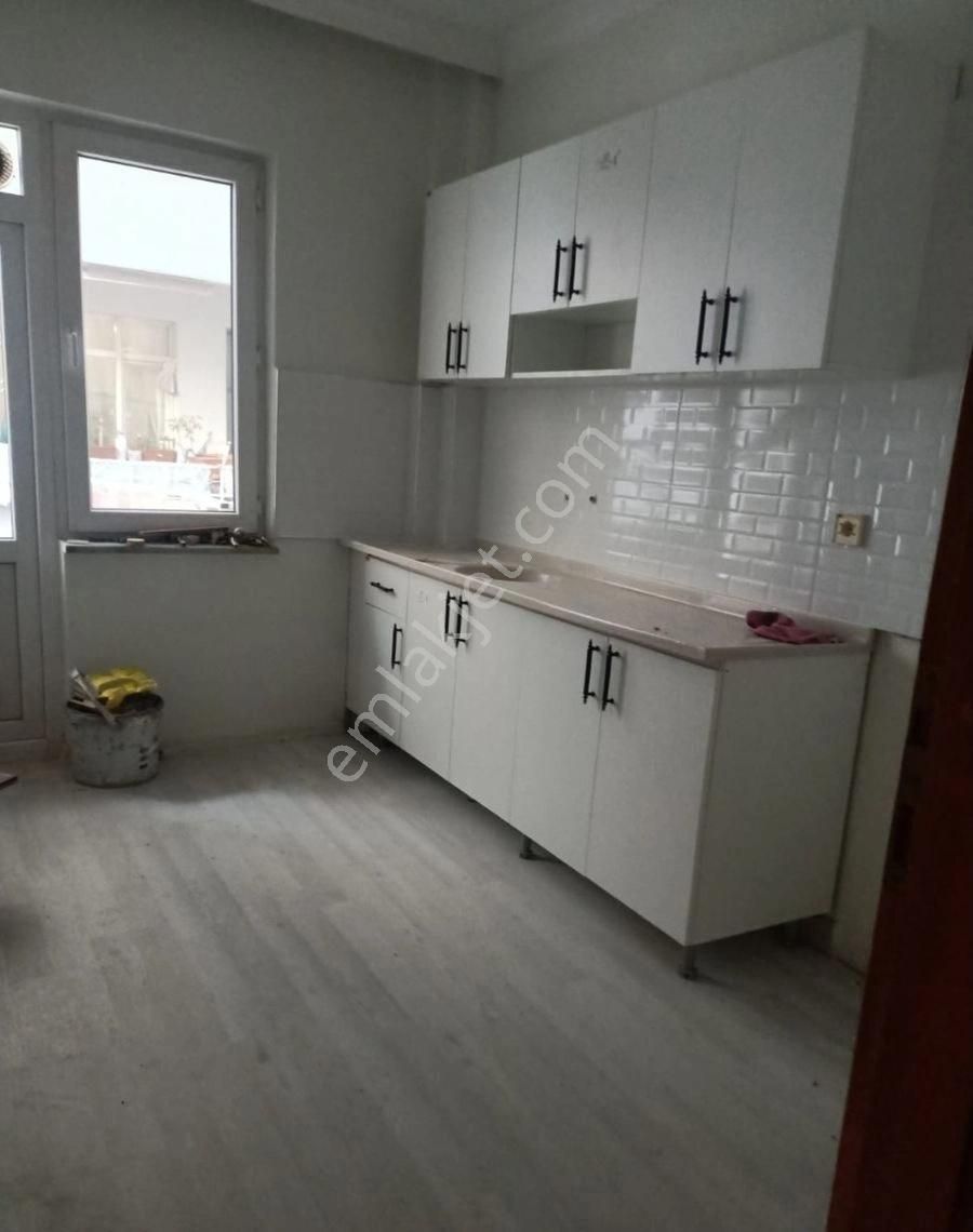 Çorum Merkez Ulukavak Satılık Daire 23 NİSAN OKULU CIVARI VARİNLİ CADDESINDE 2+1 YÜKSEK GİRİŞ SATILIK DAIRE